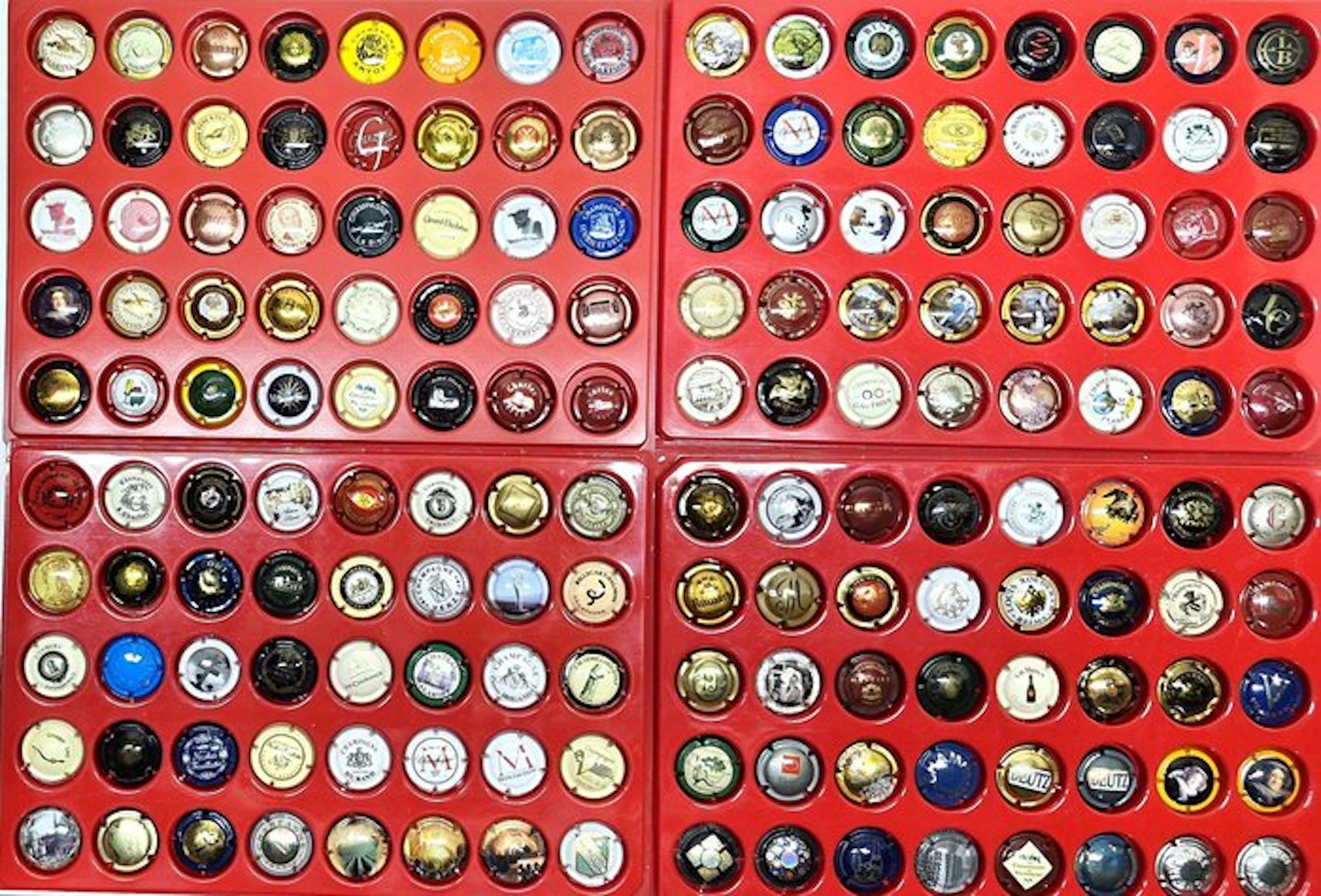Champagne capsule collection - Large lot of Champagne capsules