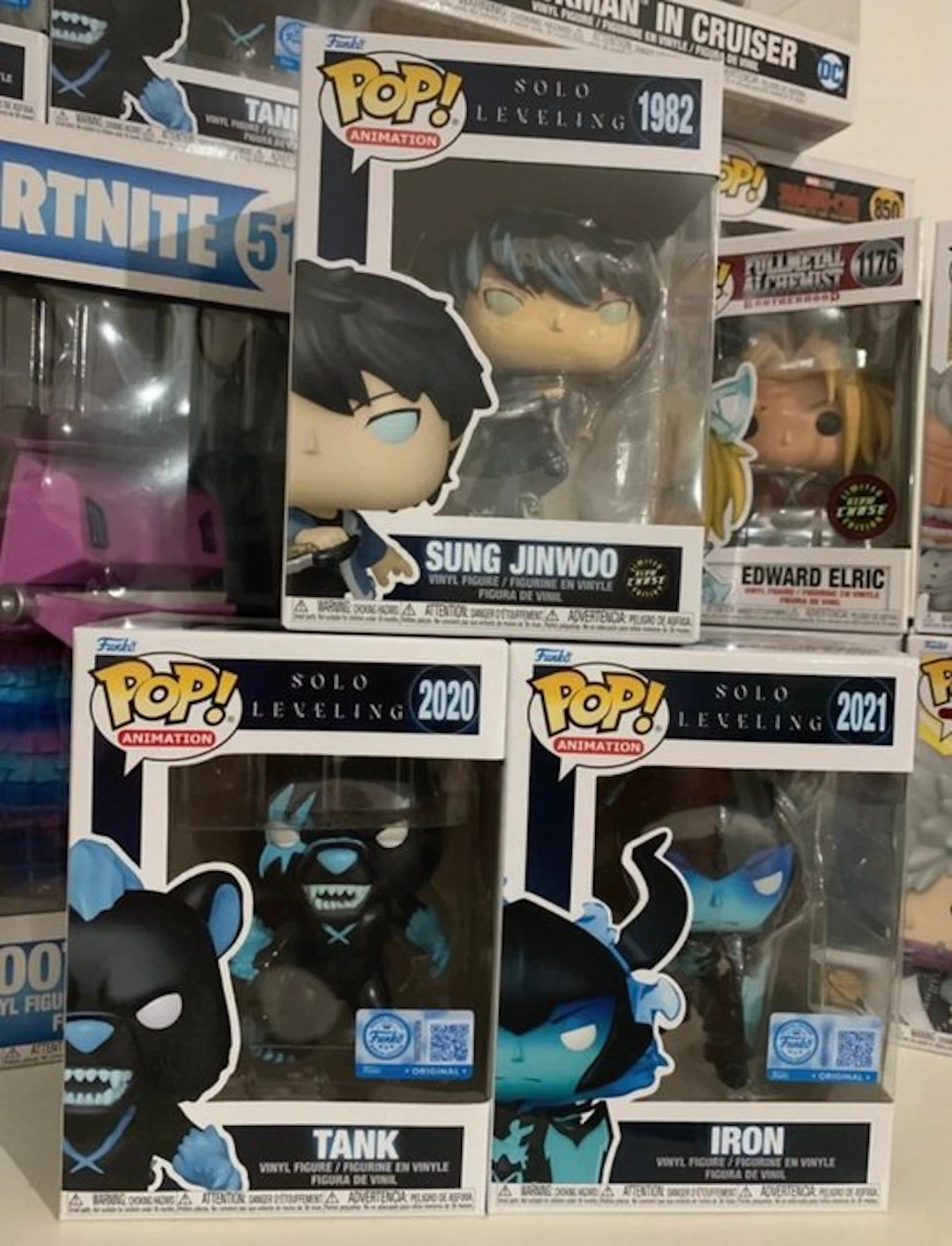 Funko - Funko Pop Sung Jinwoo; Tank; Iron - 2020+ - Vietnam