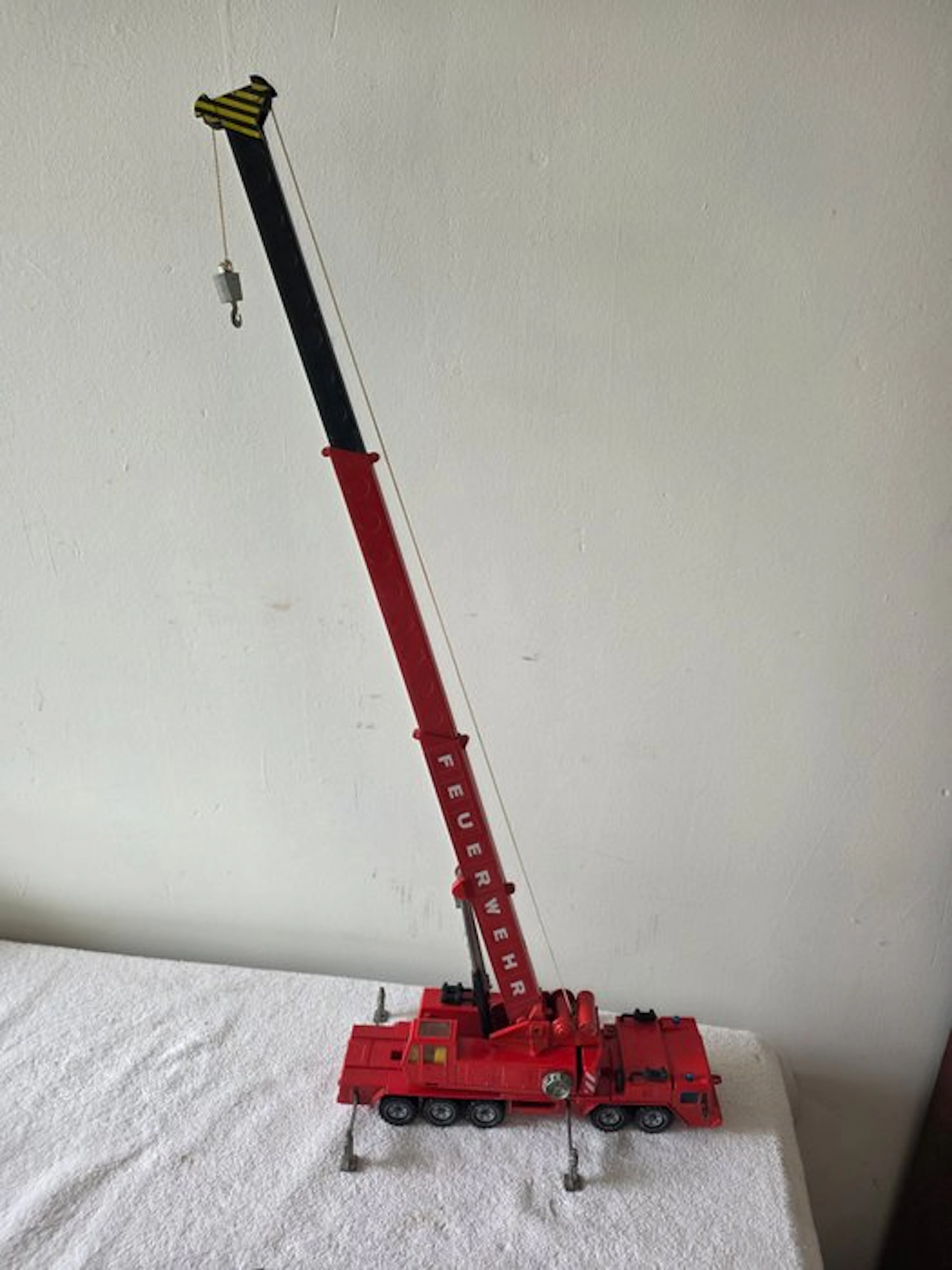 Siku 1:50 - Model car - Feuerwehr autokraan