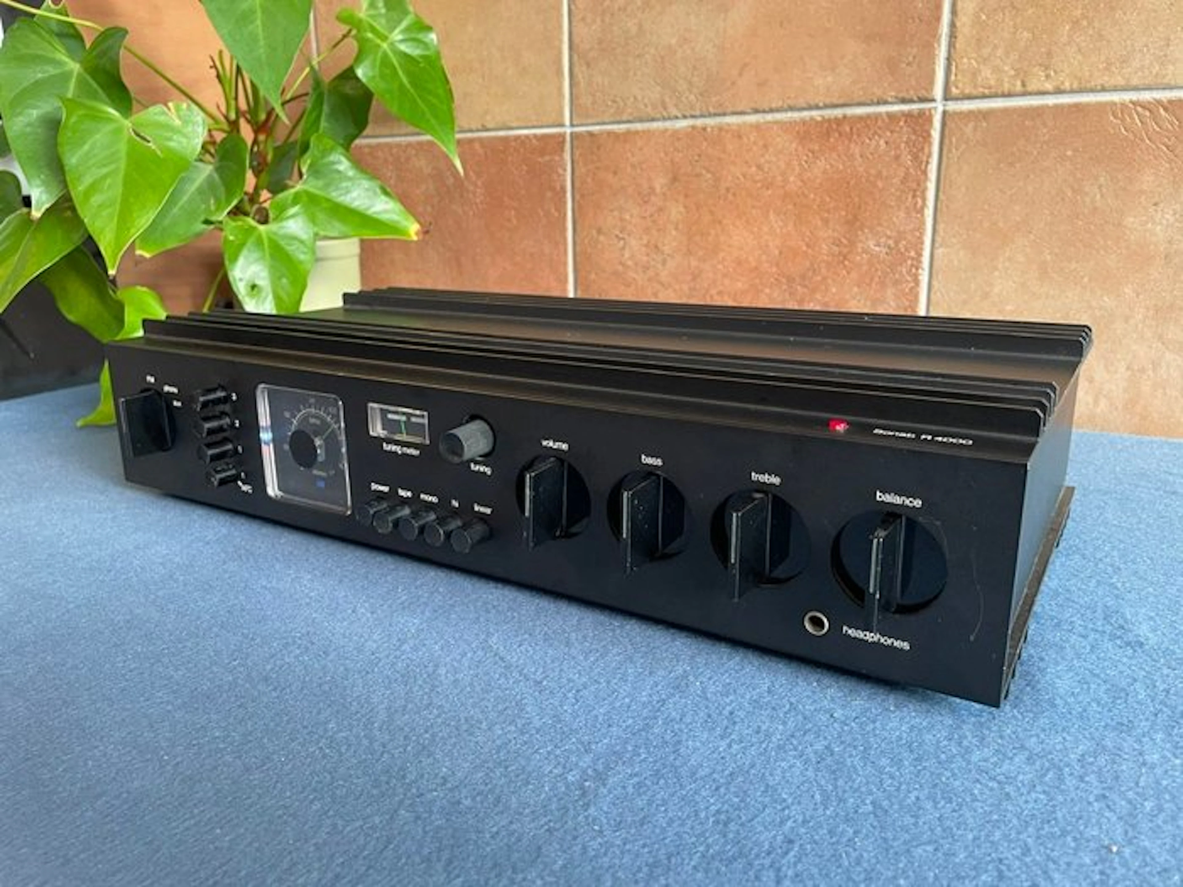 Sonab - R4000 Solid state integrated amplifier