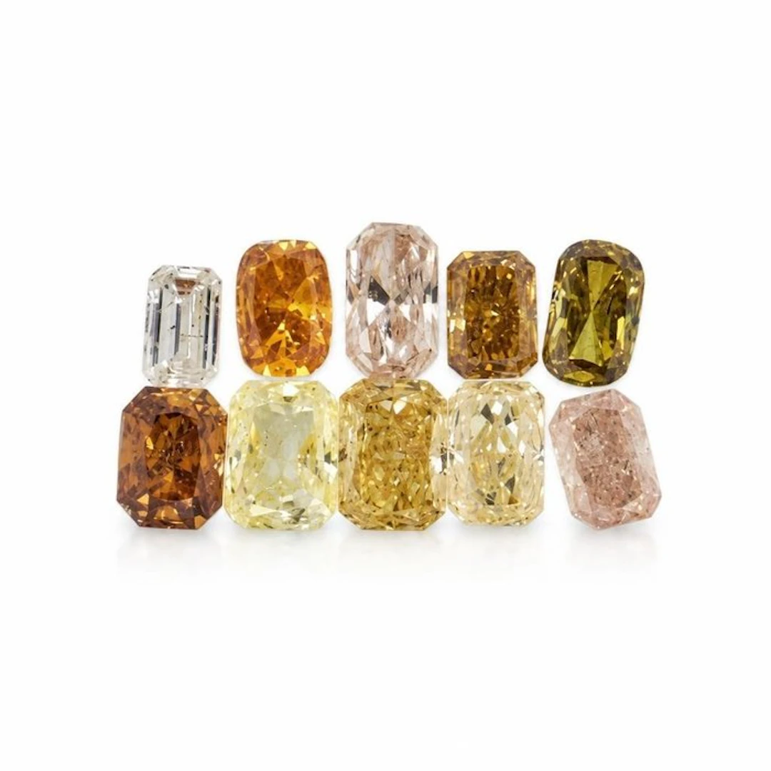 No reserve price - 10 pcs Diamond (Natural coloured) - 0.85 ct - Cushion