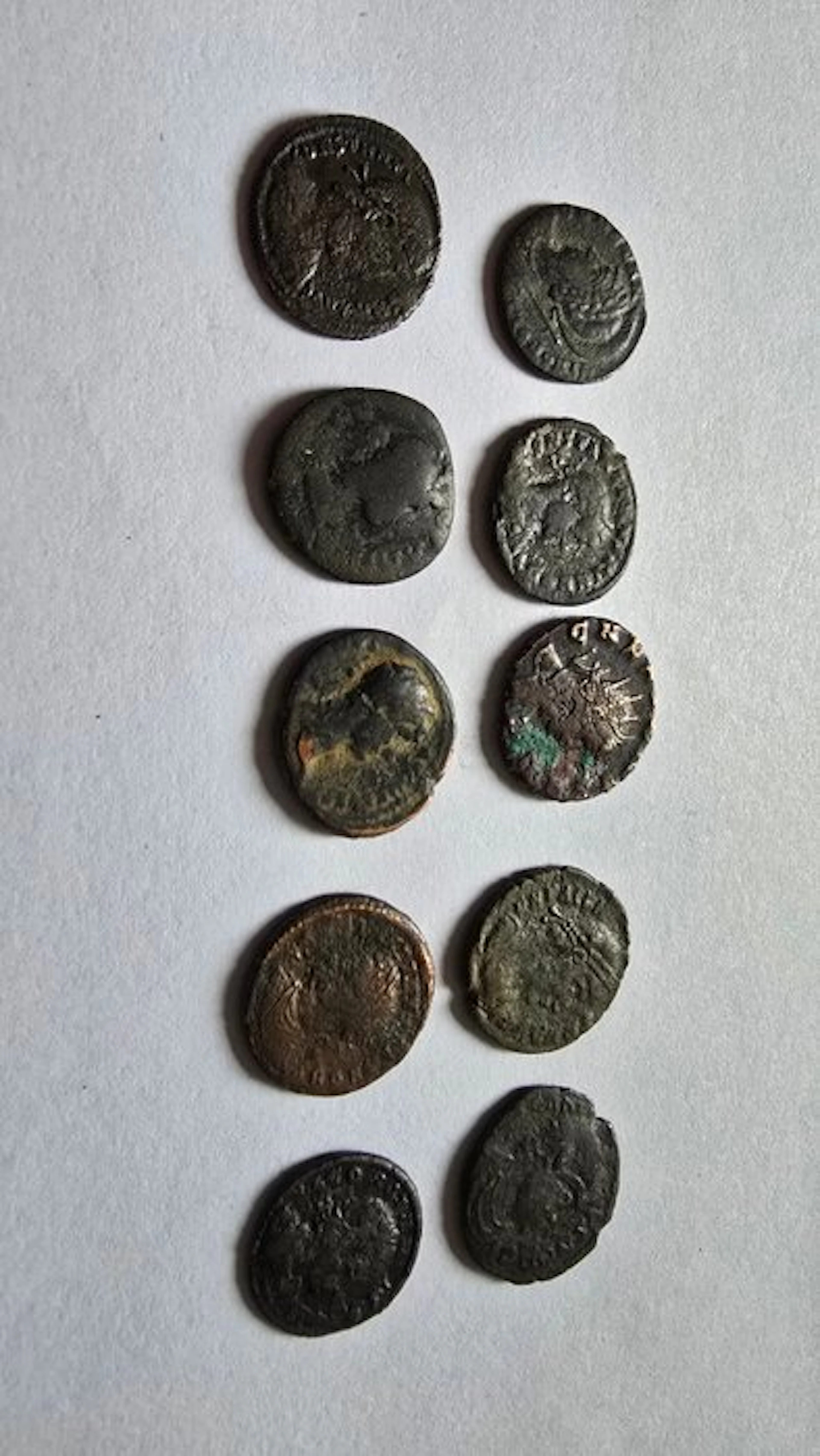 Roman Empire 10 Æ Münzen 1. - 4. Jh. n. Chr. (No reserve price)