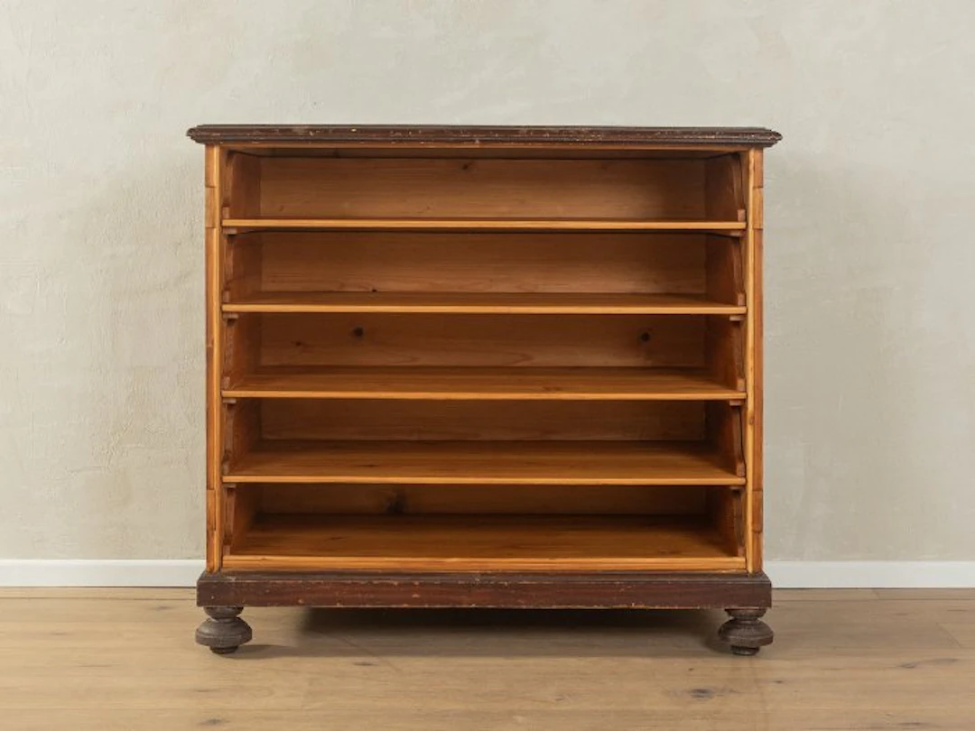 Commode - Walnut - An open chest of drawers