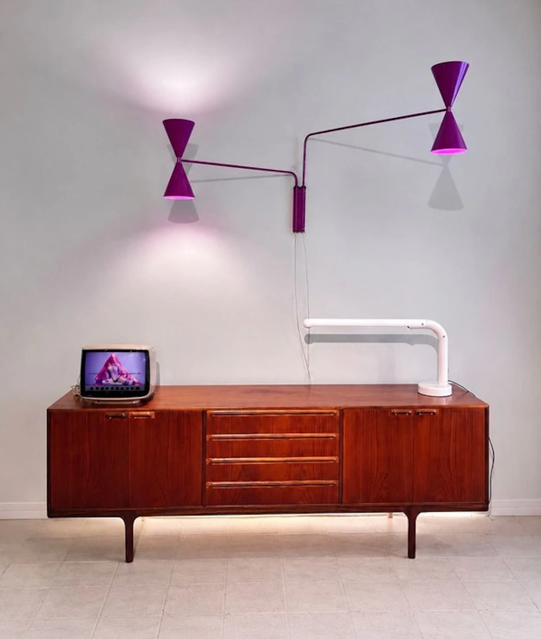Juanma Lizana Studio - Wall lamp - RAL 4006 - Bats Lights