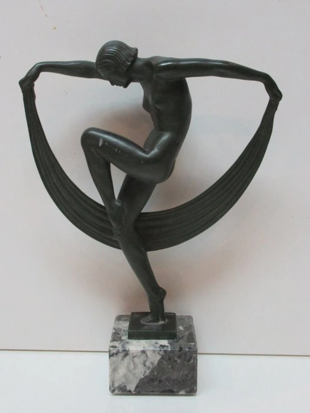 Le Verrier - Marcel Bouraine - Sculpture, folie - 28 cm - Alloy - 1940
