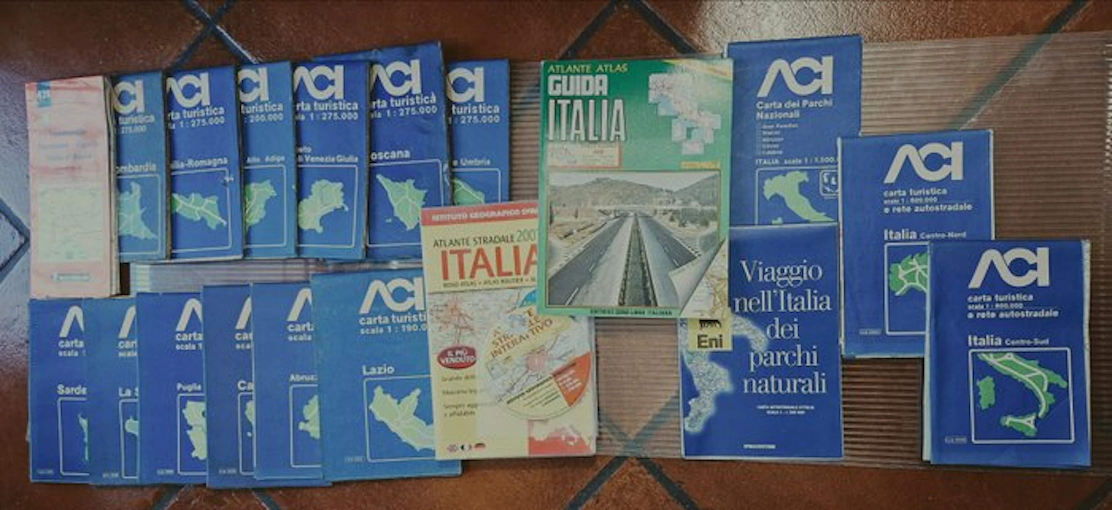 Themed collection - Vintage fold-out maps
