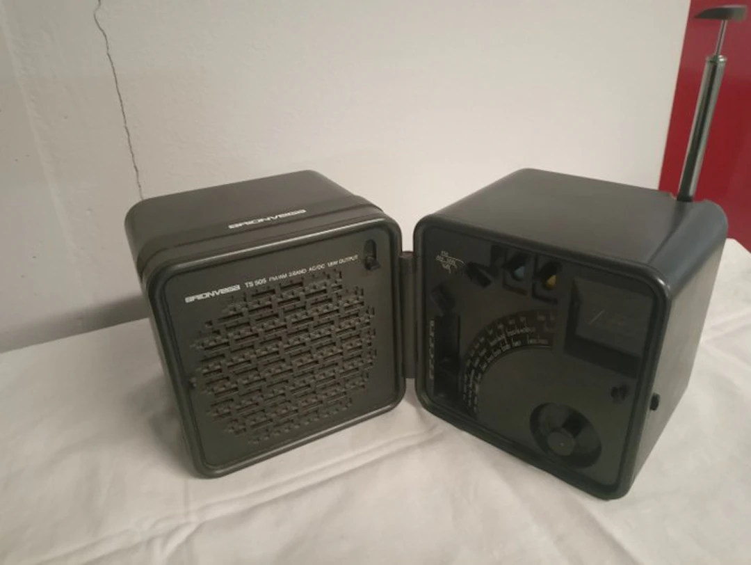 Brionvega - TS 505a 'Cubo' / Portable Folding Radio