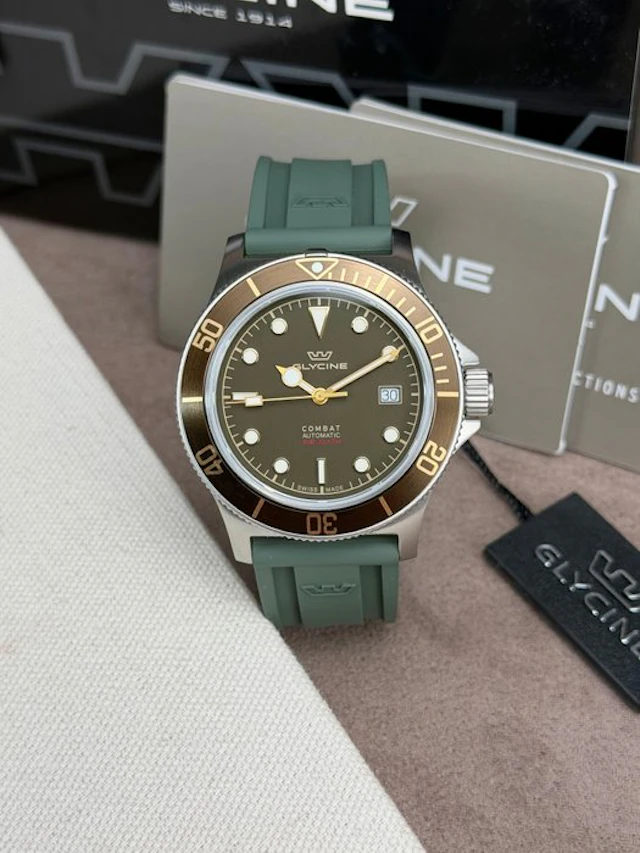 Glycine - Combat Sub Automatic Date Green - GL0329 - Men - 2020-2025