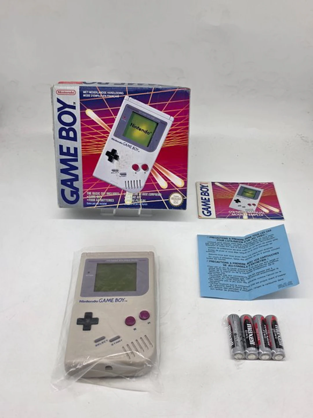 Nintendo - Gameboy Classic - DMG-01 Rare Hard Box Still...