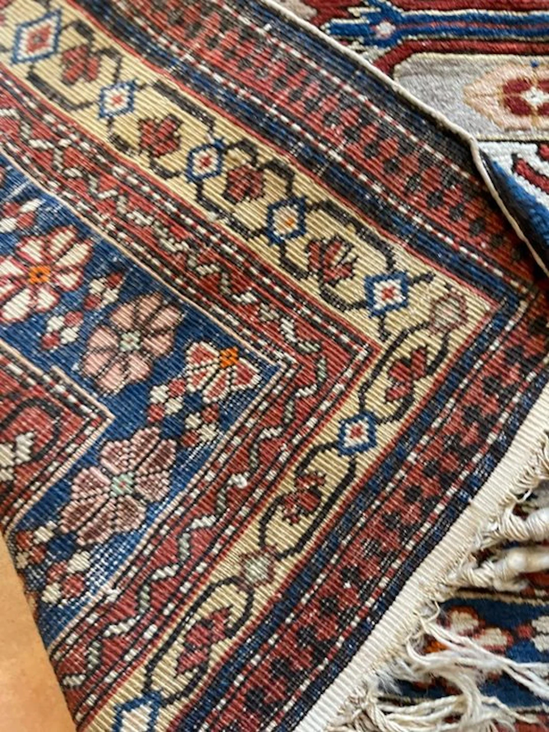 Carpet - 173 cm - 114 cm