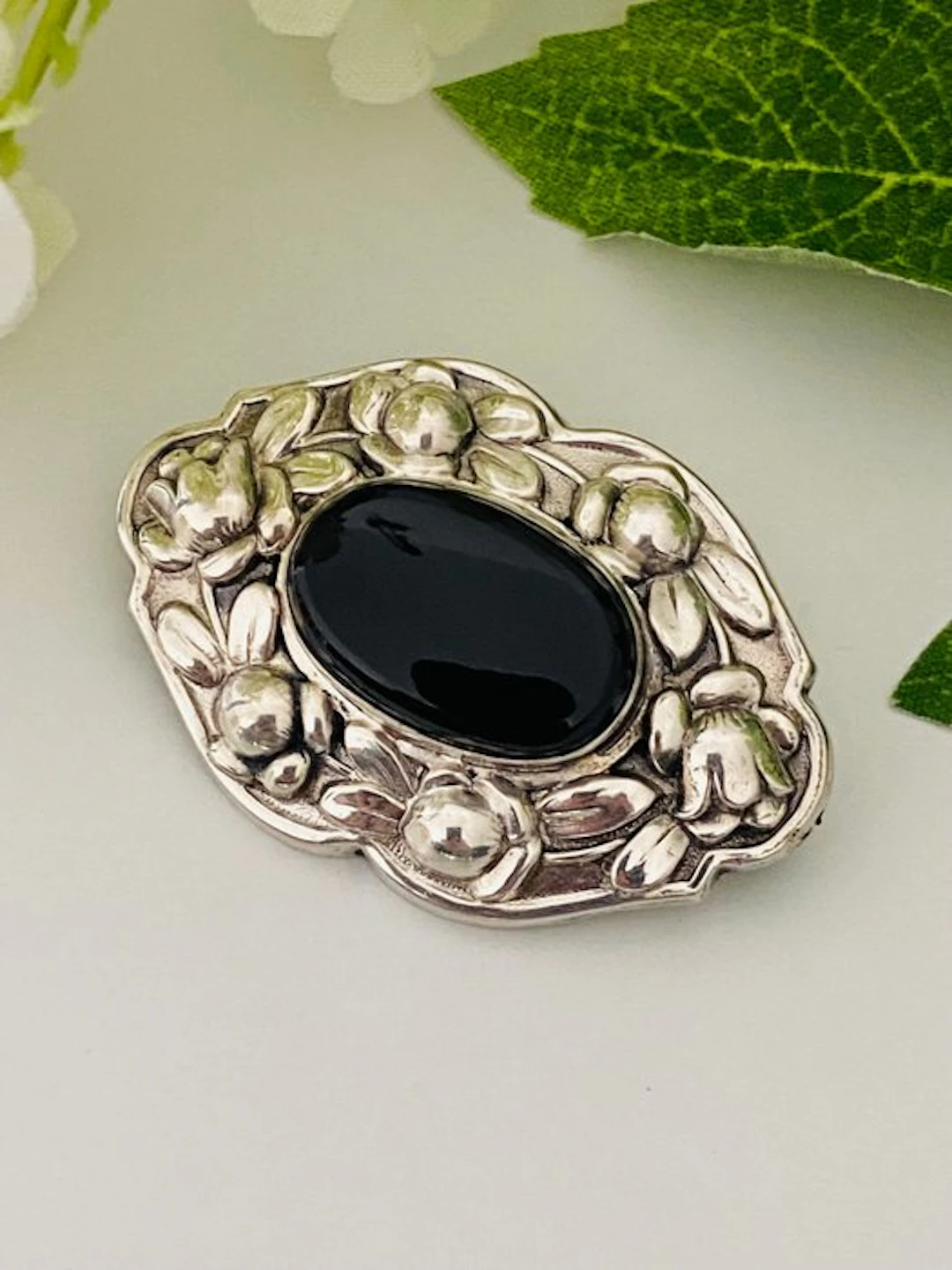 Art Nouveau - Germany - (1900-1915) - 800 Silver - Brooch