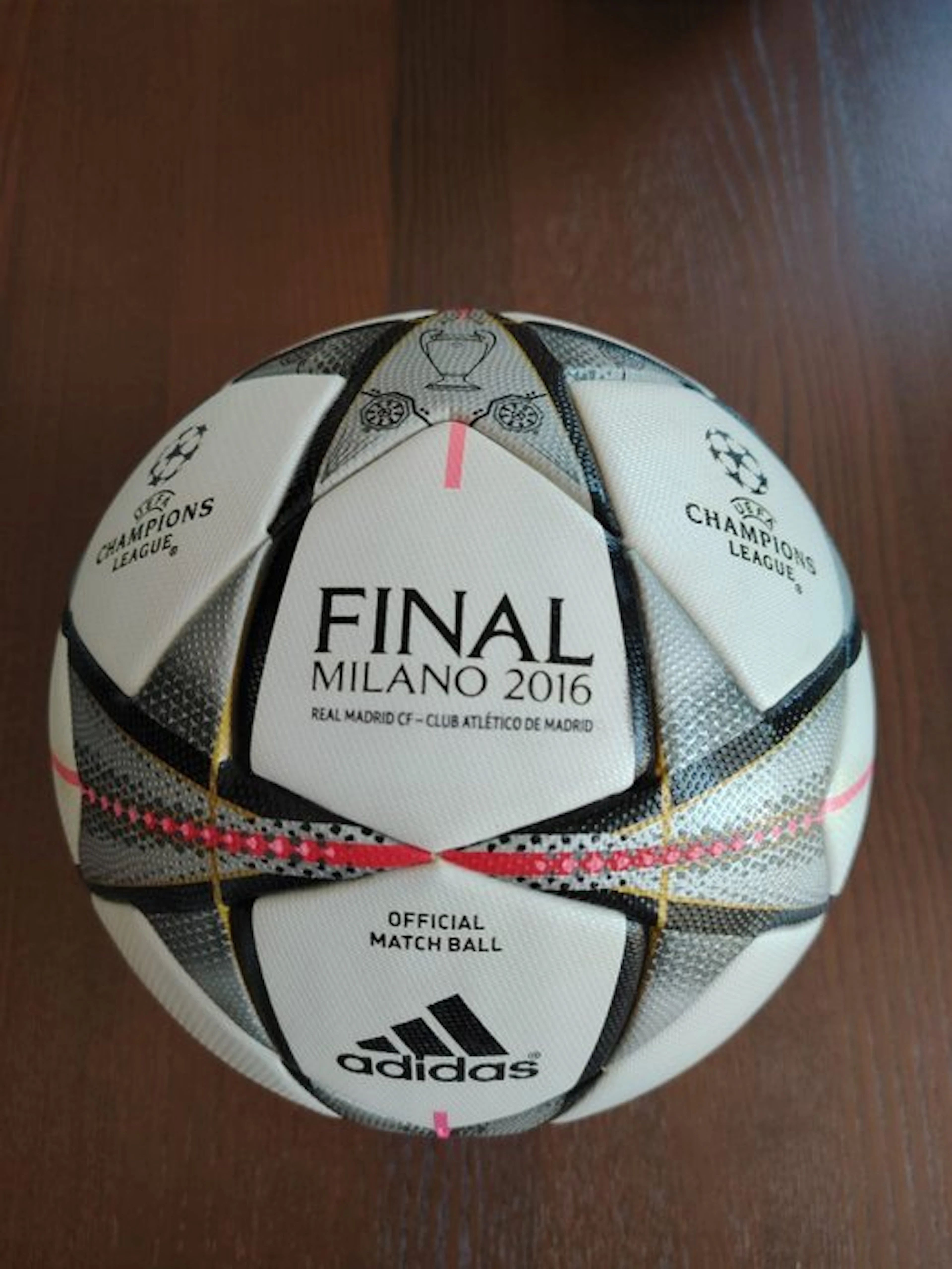 Real Madrid - Champions Football League - REAL MADRID CF...