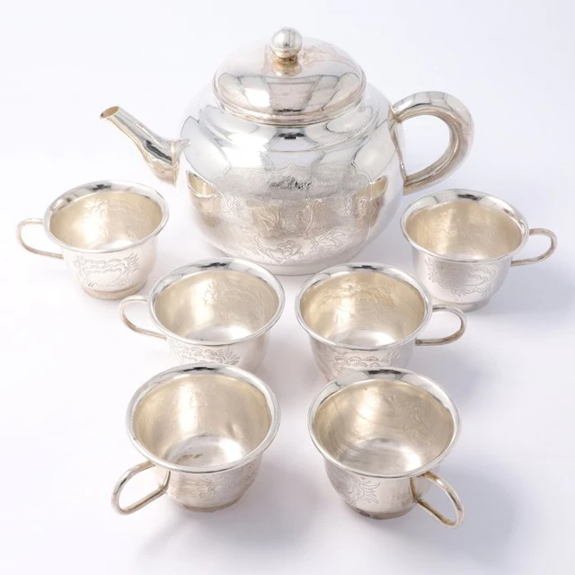 India. Theepot en 6 kopjes. - Tea service (7) - .900 silver