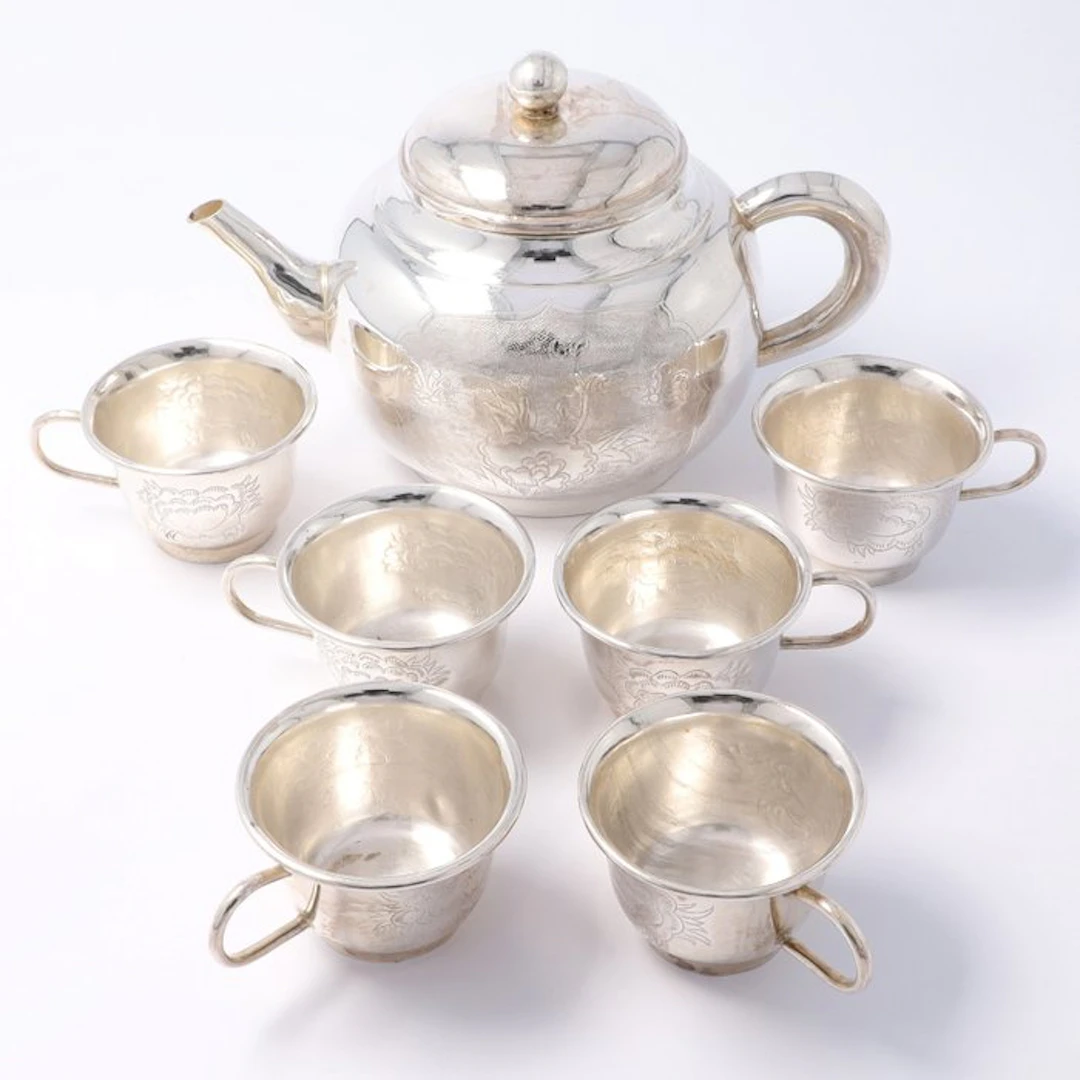 India. Theepot en 6 kopjes. - Tea service (7) - .900 silver