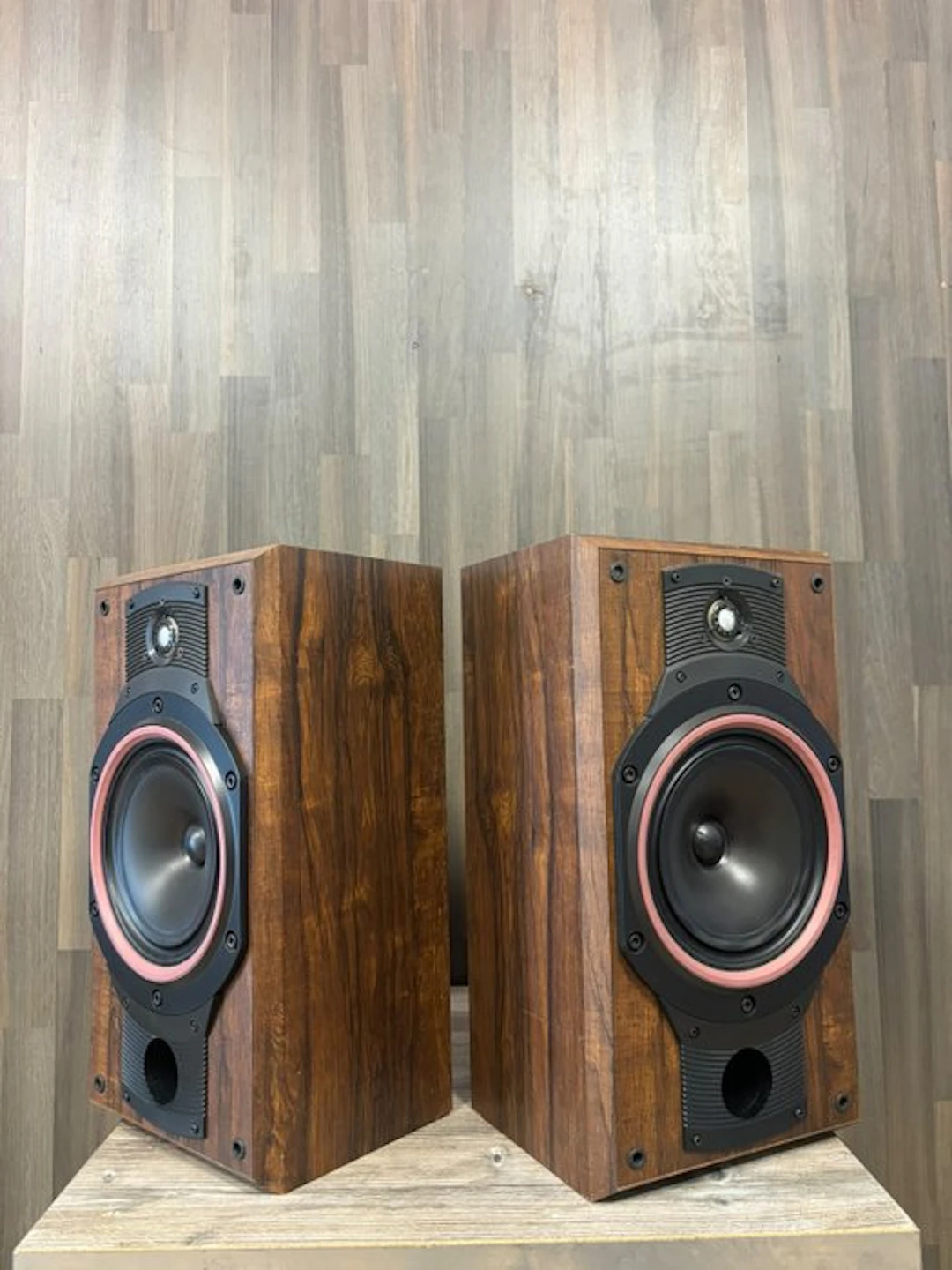 Bower & Wilkins - DM 310 Speaker set