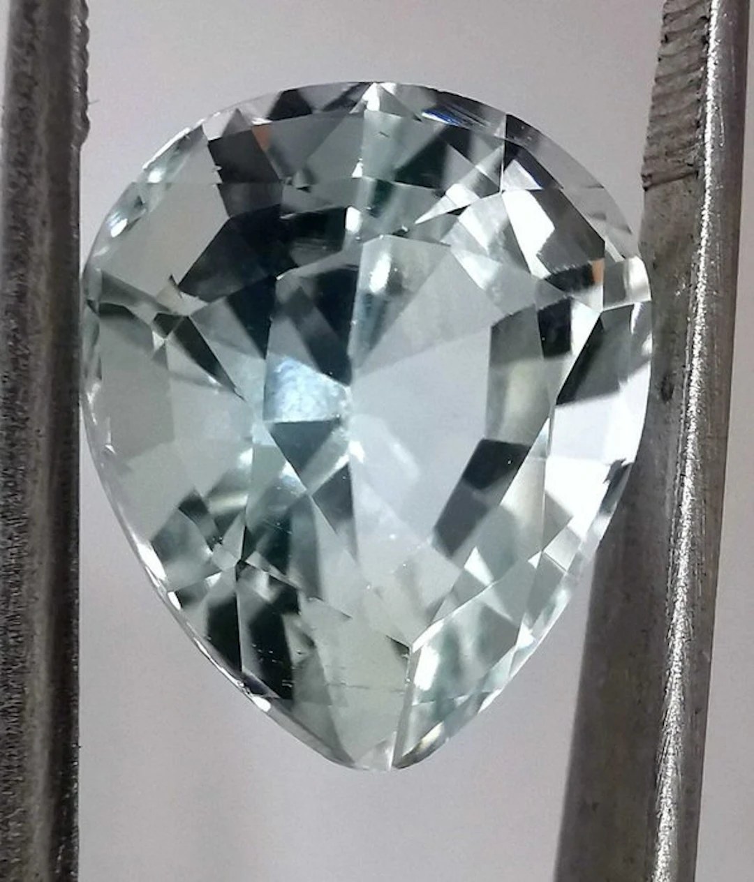 1 pcs Blue Aquamarine - 6.52 ct - Instituto Gemólogico Español (IGE)