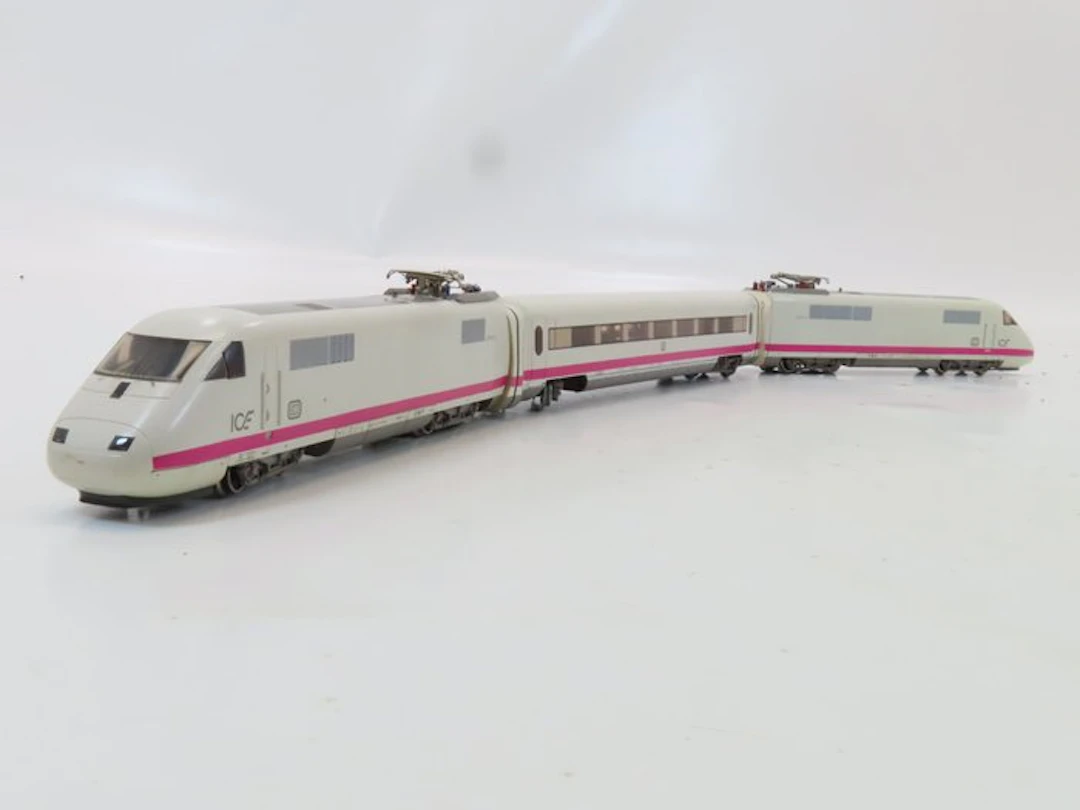 Märklin H0 - 3671 - Train unit (1) - 3-piece set ICE 'prototype' BR 410 - DB