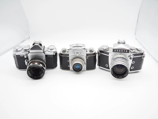 Exakta Exakta Varex camera + Meyer-Optik 35mm / Exa...
