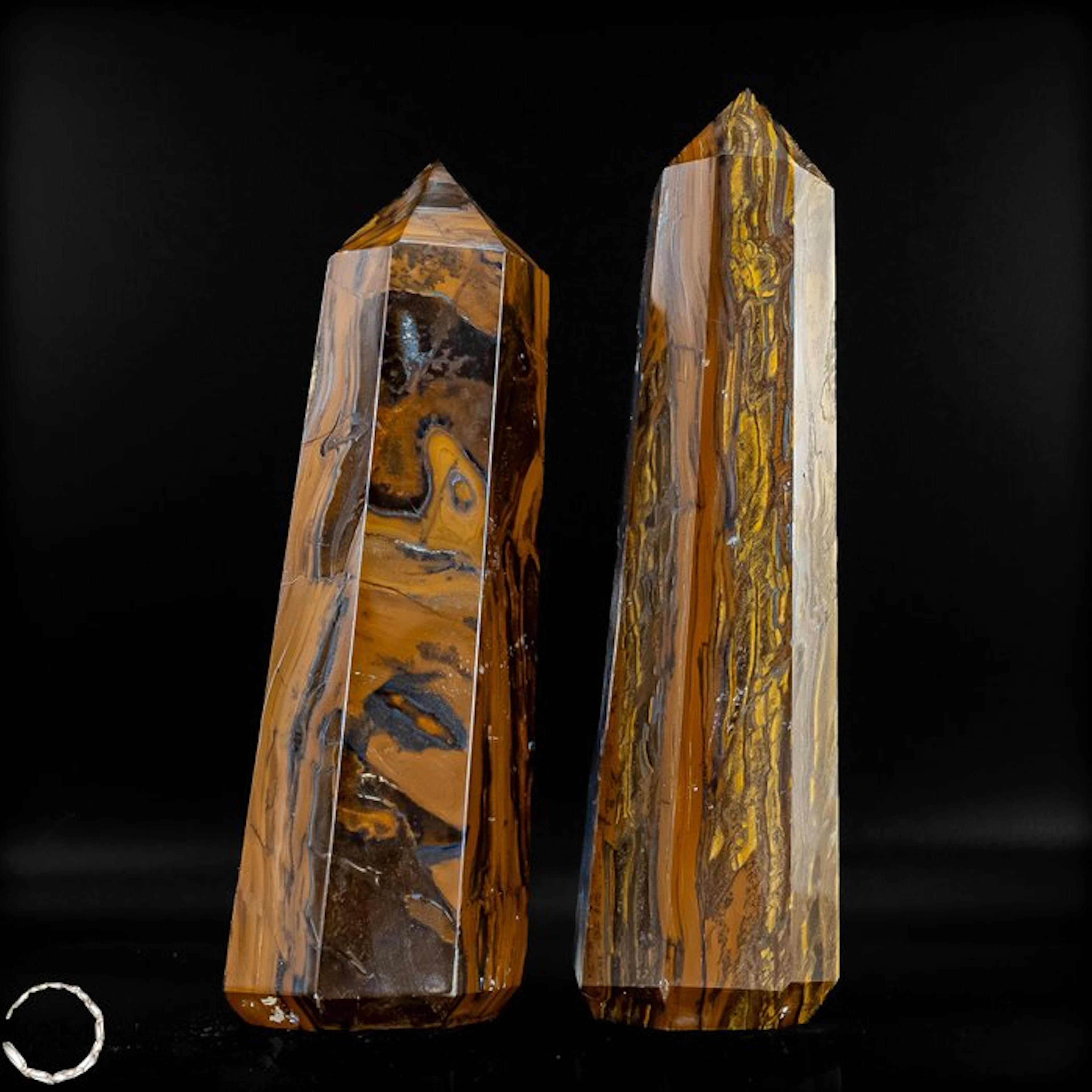 Tiger's Eye Obelisks Set – Polished gemstone tips from China- 2126.69 g - (2)