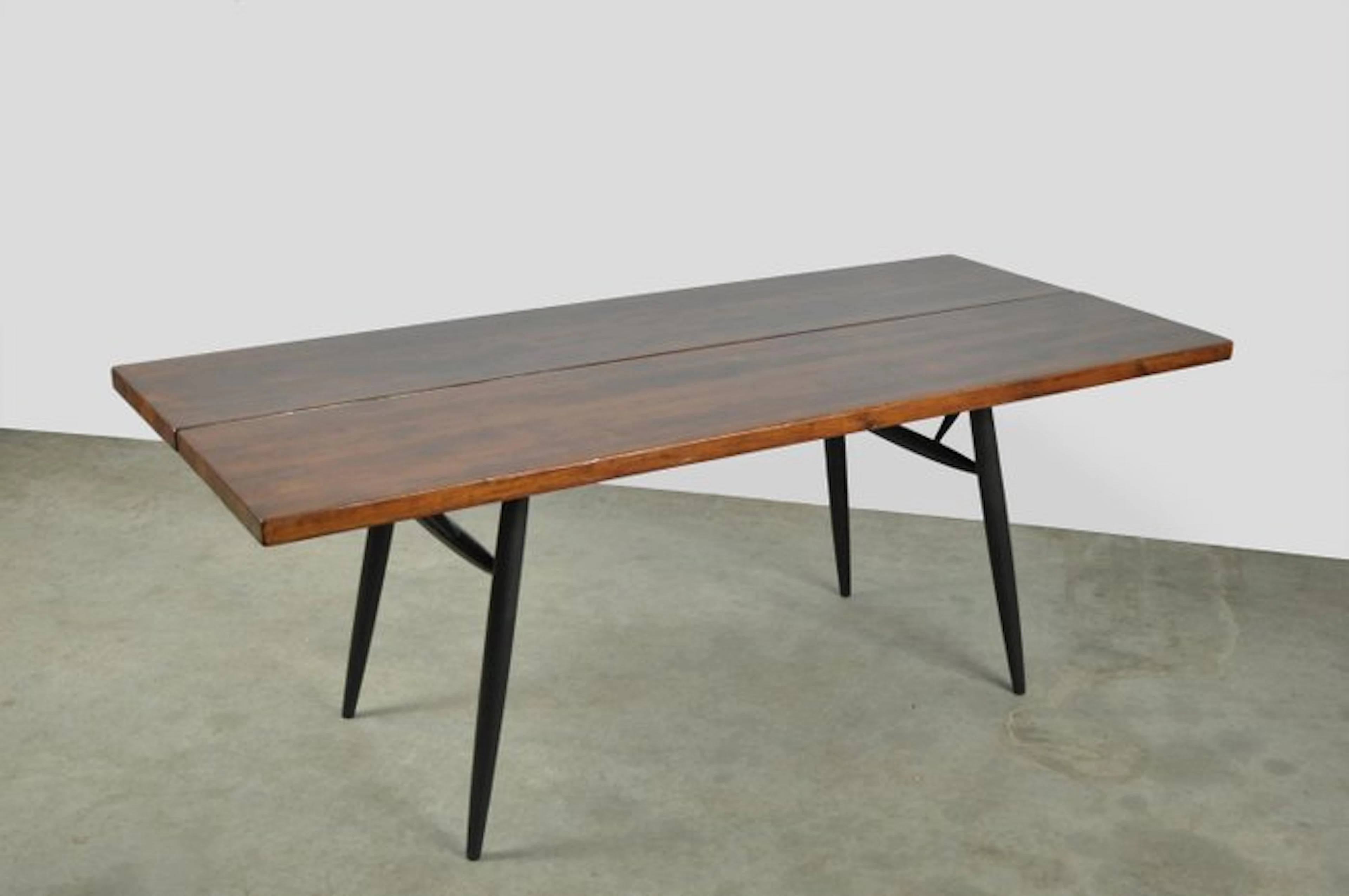 Laukaan Puu - Ilmari Tapiovaara - Dining table - Pirkka - Wood