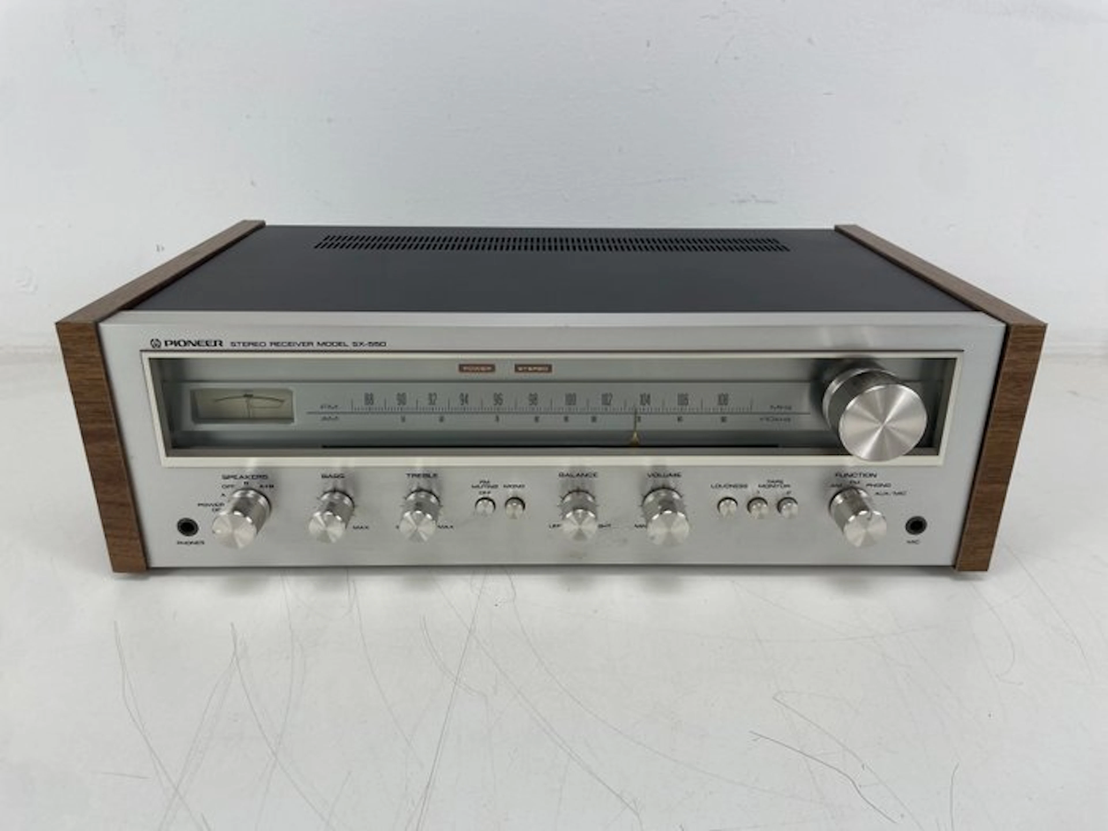 Pioneer - SX-550 Solid state stereo receiver