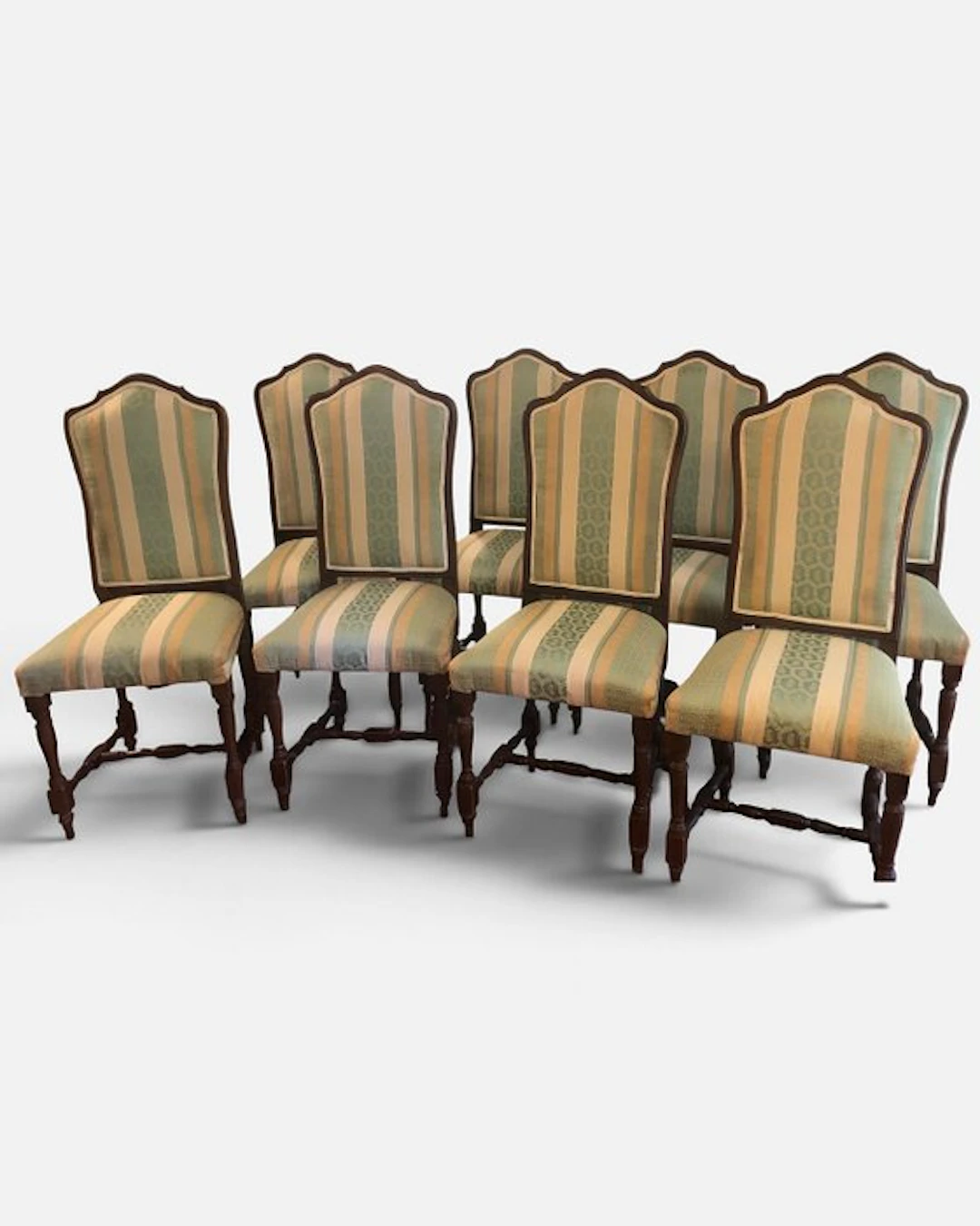 Seating group (8) - Walnut