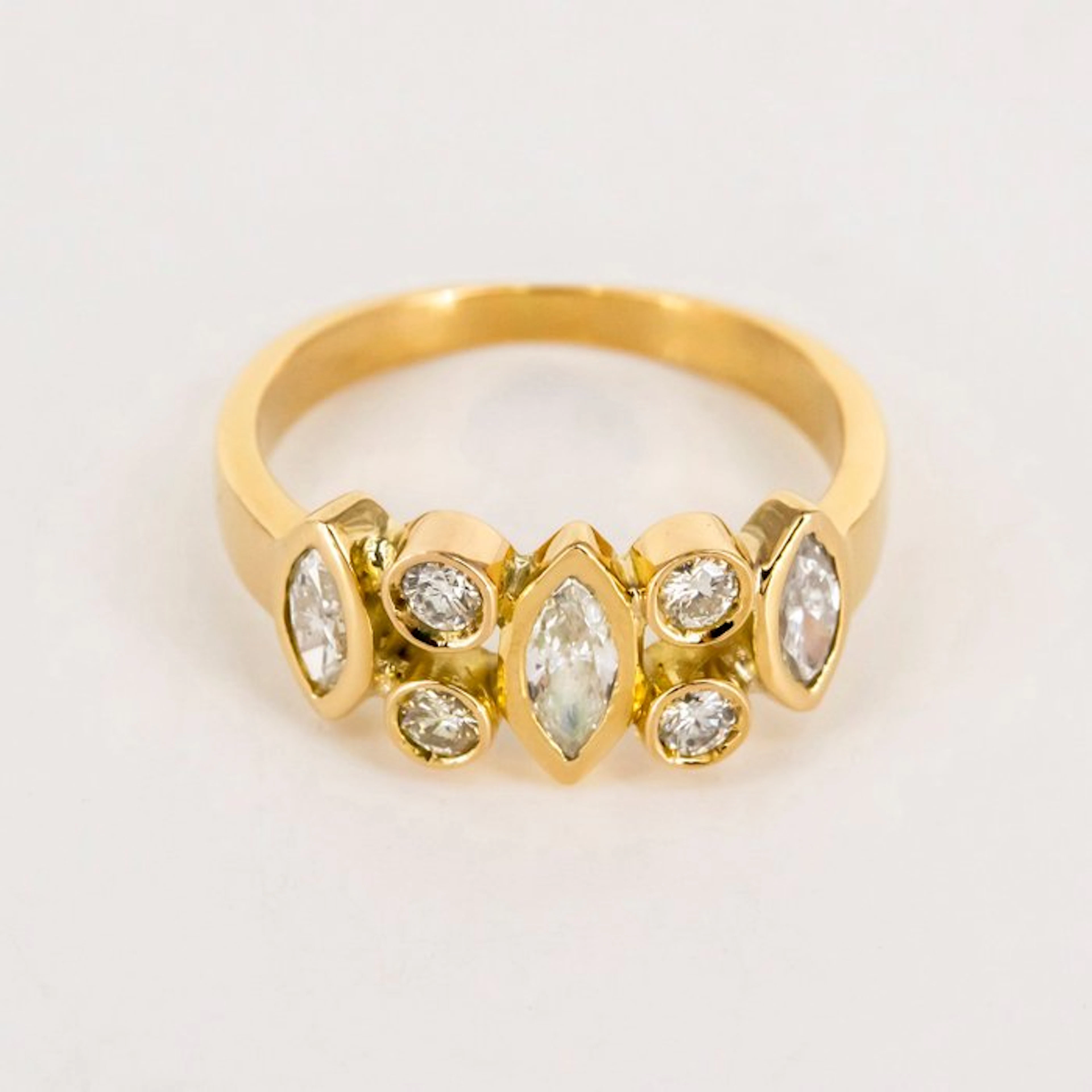 Ring - 18 kt. Yellow gold - 1.00ct. tw. Diamond (Natural)