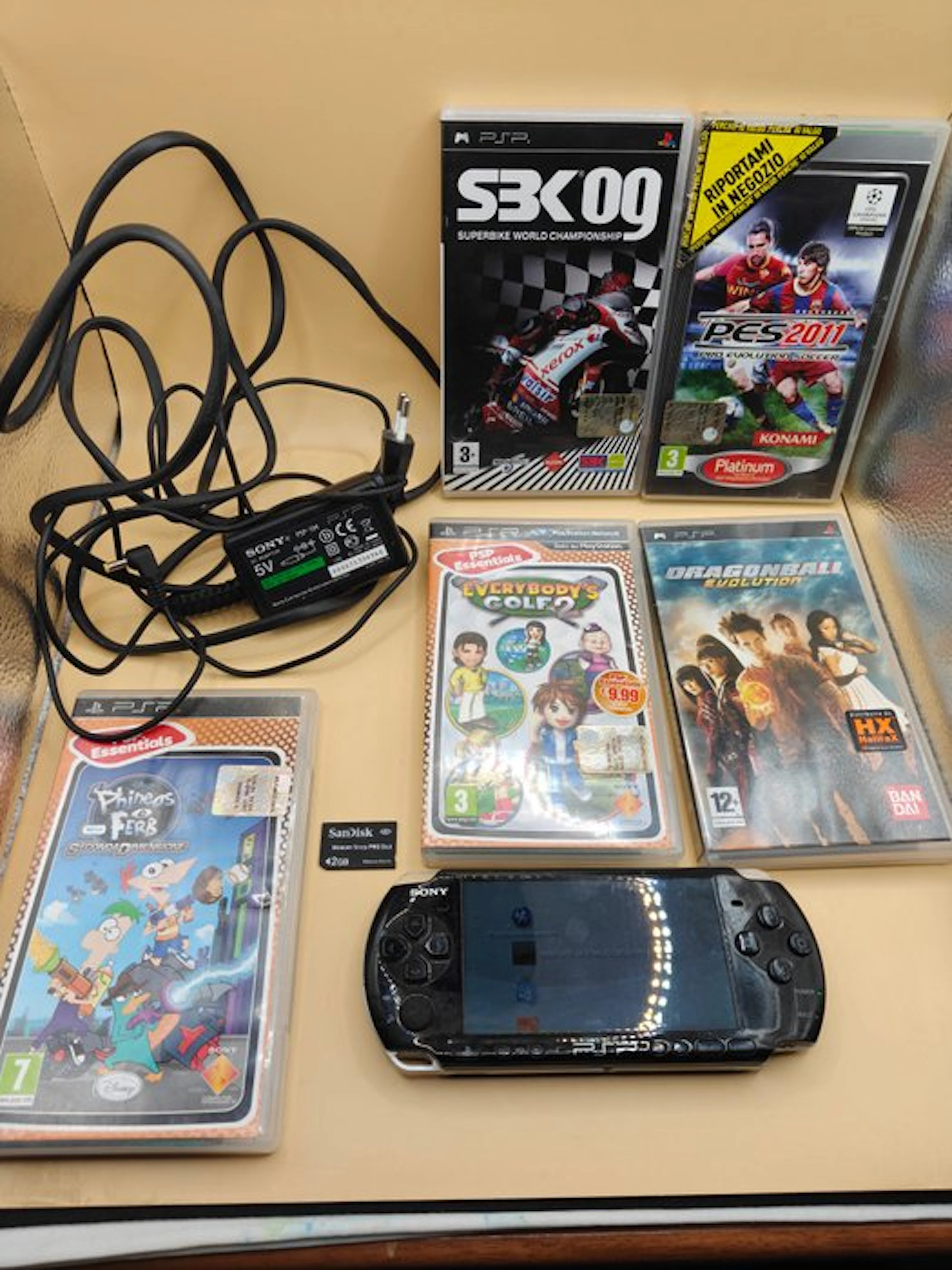 Sony - Playstation Portable (PSP) - PSP 3004 + memory duo...