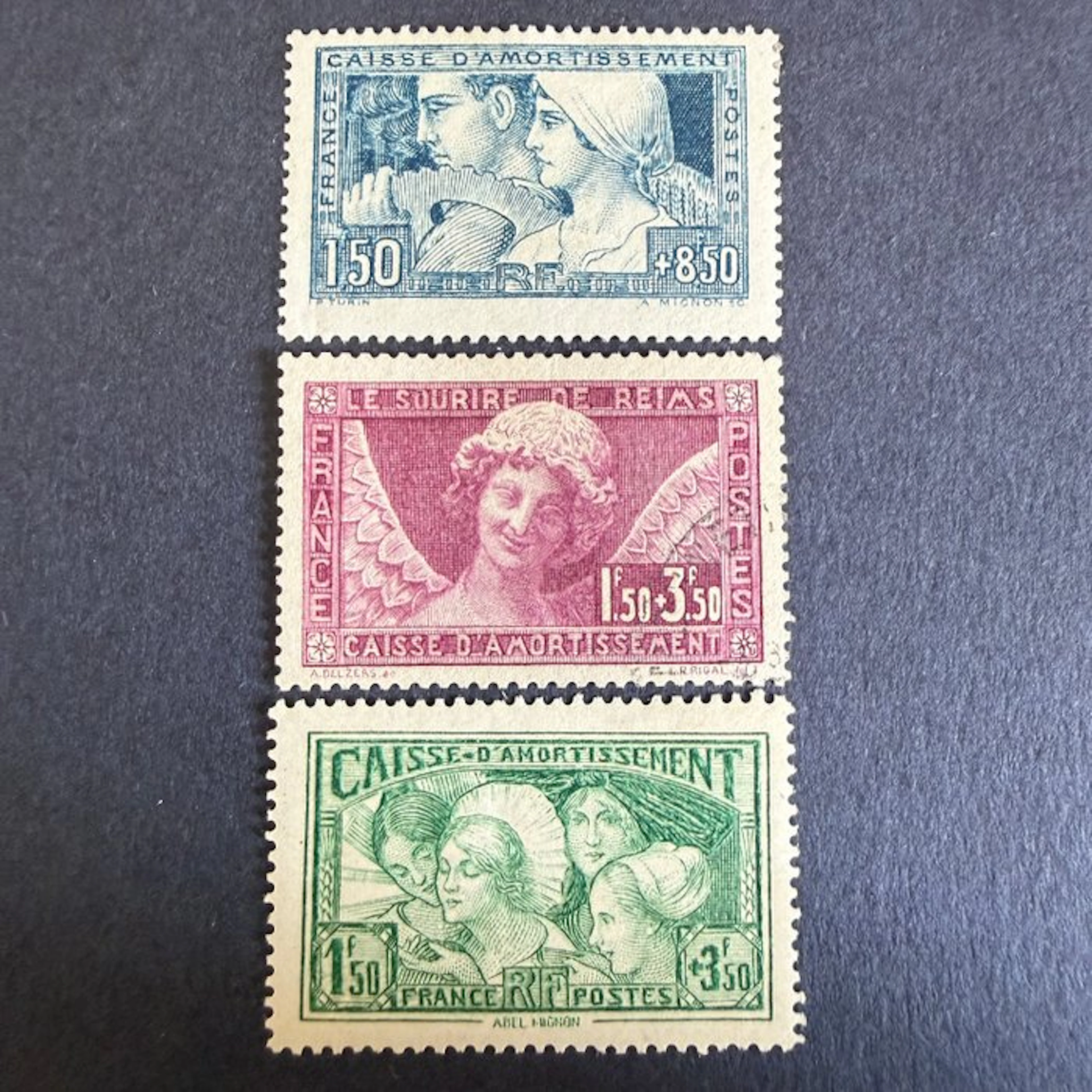 France - Yvert 252, 256, 269 "Caisse Amortissement" mint, with hinge.