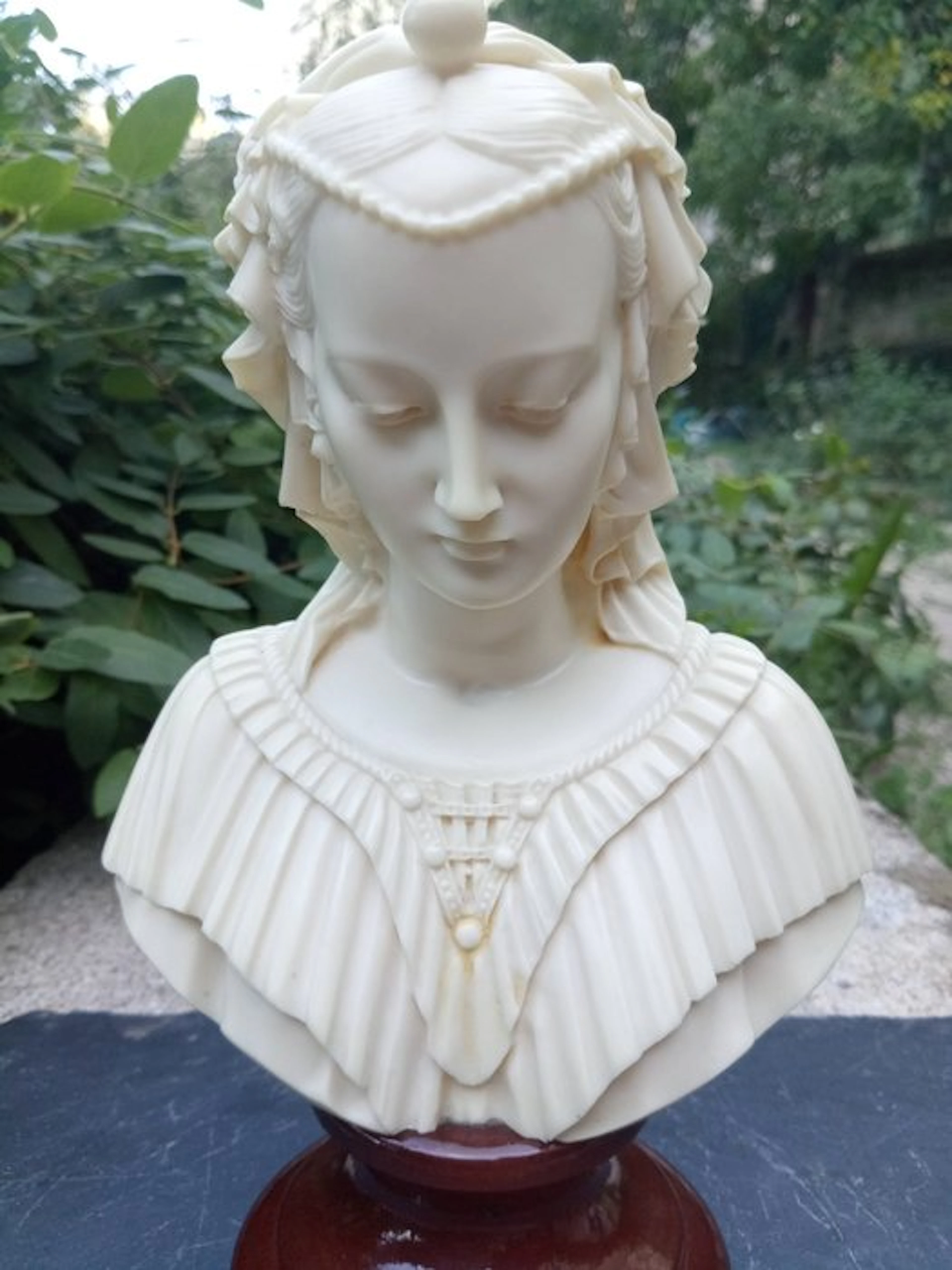 Bust, La Madonne - 23.5 cm - Alabaster