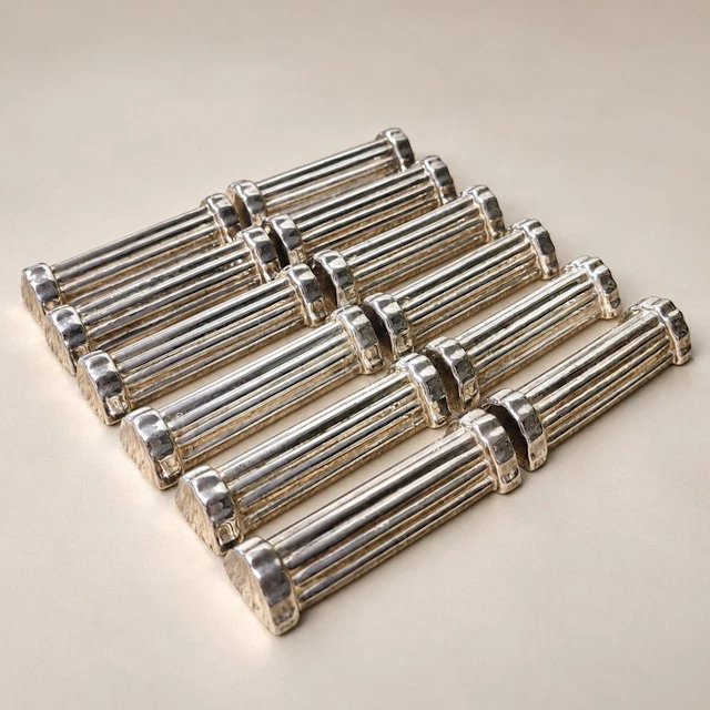 Table service (12) - Fluted column decoration...
