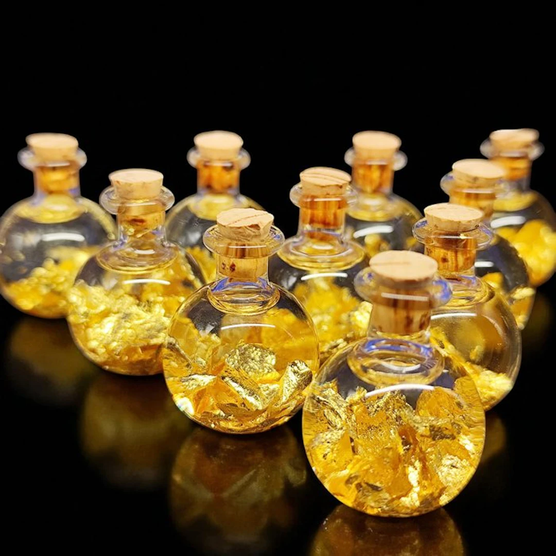 Jars with 22K gold. 10 copies with a box.- 10 g