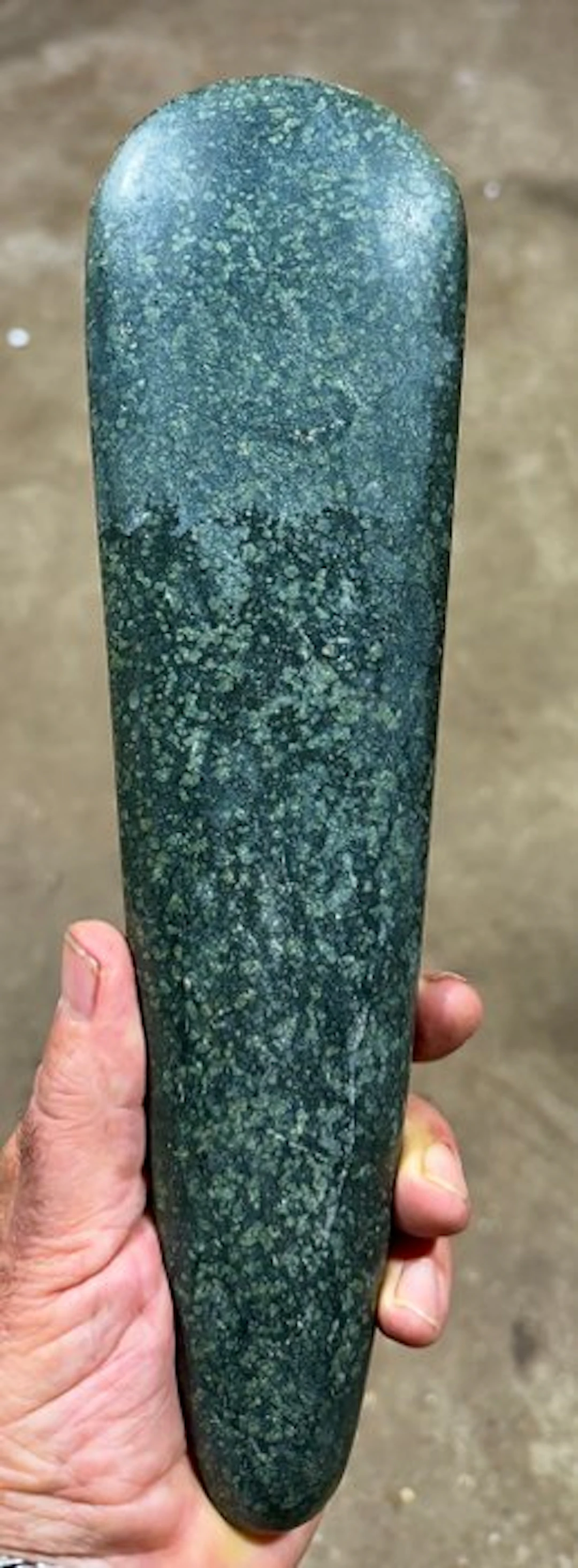 Monster celt - kapak - north Coast Yotefa - west papua (No reserve price)
