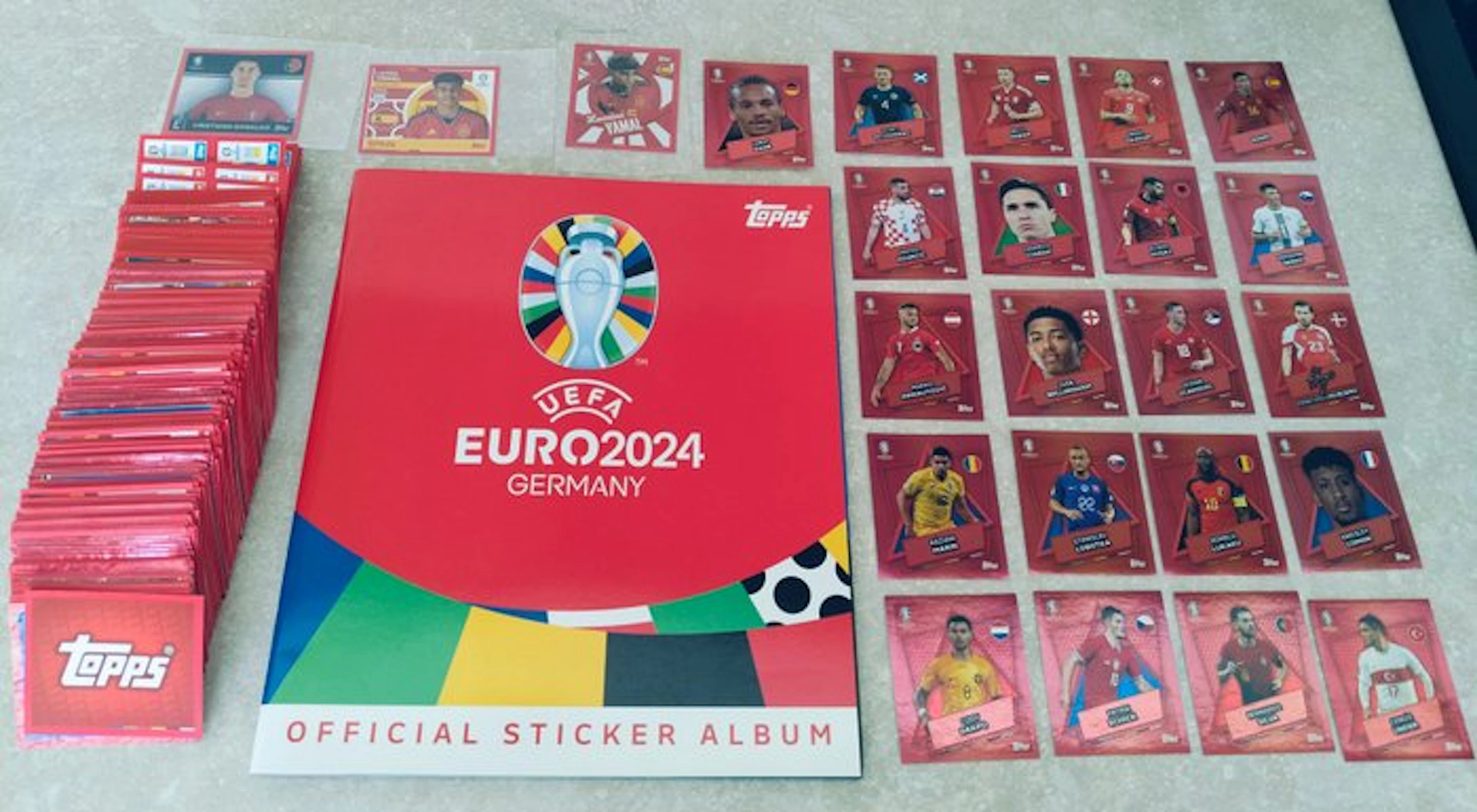 2024 Topps Euro 2024 Suisse edition - 1 Empty album +...