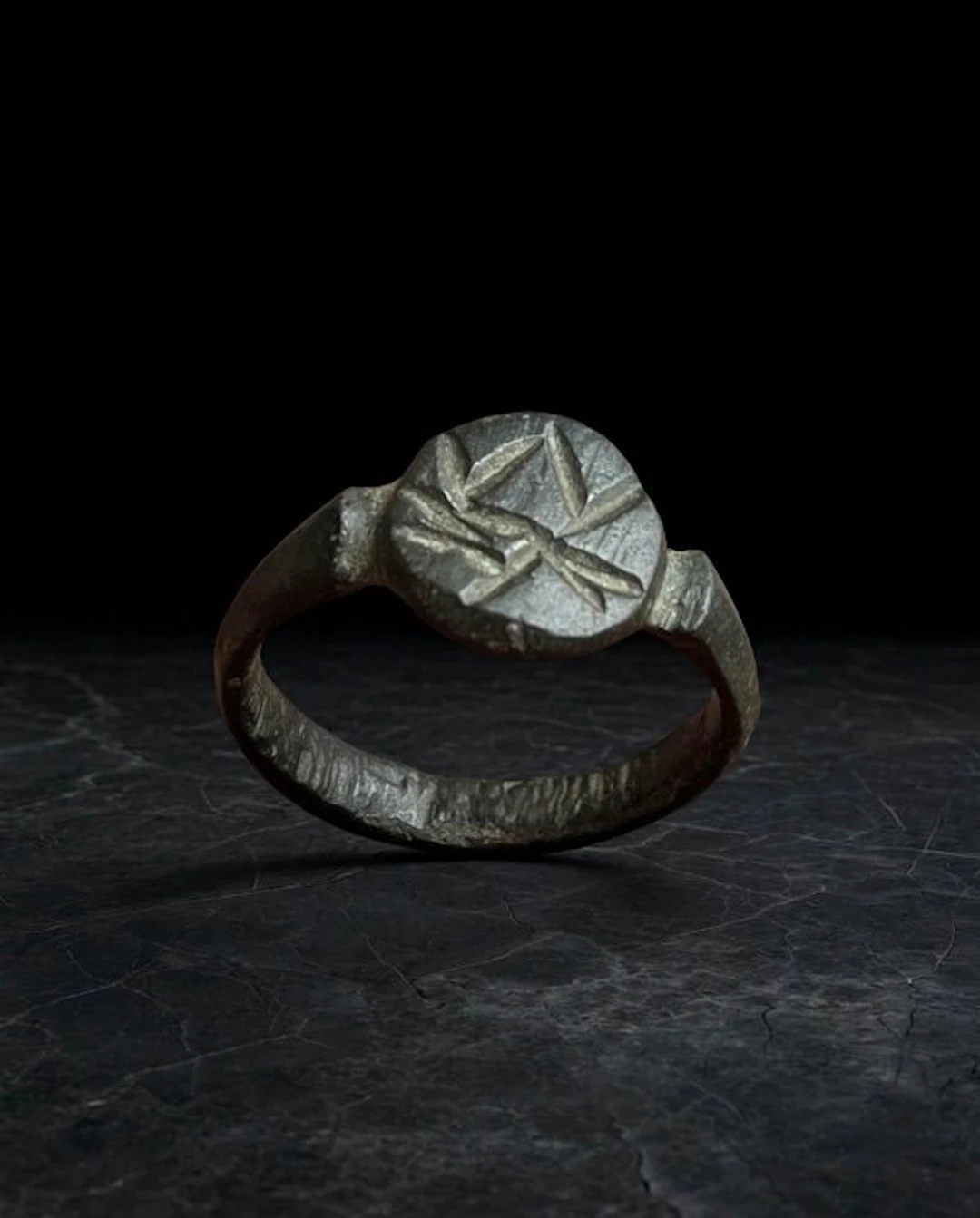 Medieval, Crusaders Era Bronze Seal Ring (No reserve price)
