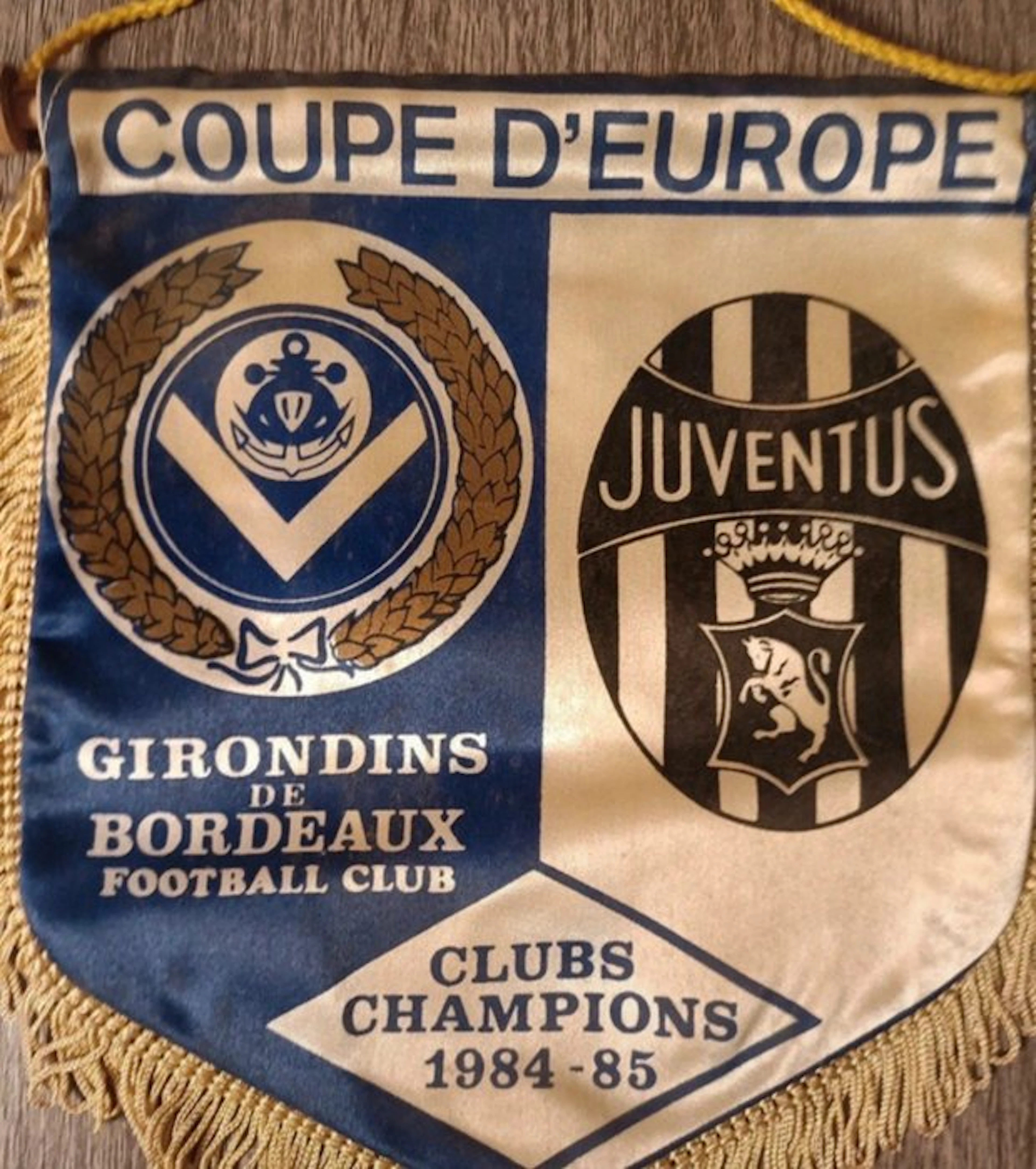 Girondins de bourdeaux Juventus - Coppa dei Campioni - 1988 - Flag / pennant