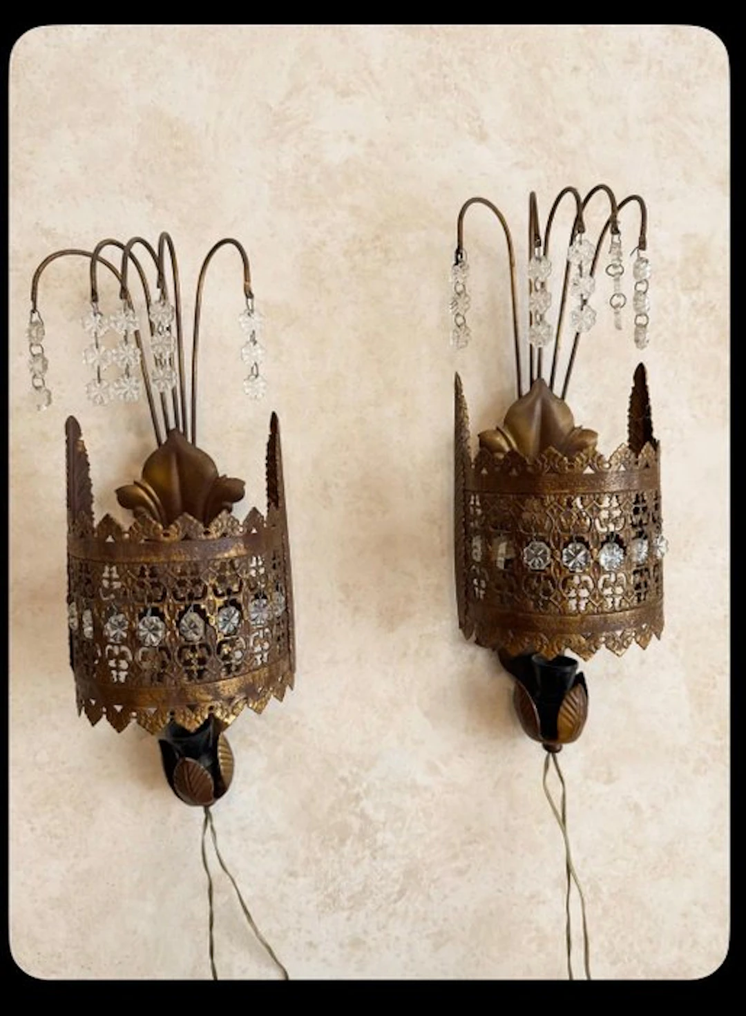 Wall sconce - Brass - Pair of vintage wall sconces.