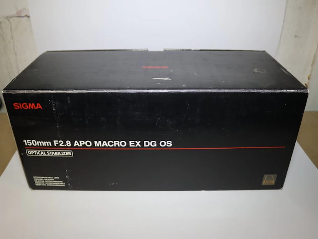 Sigma 150mm f/2.8 EX DG OS HSM Macro Camera lens