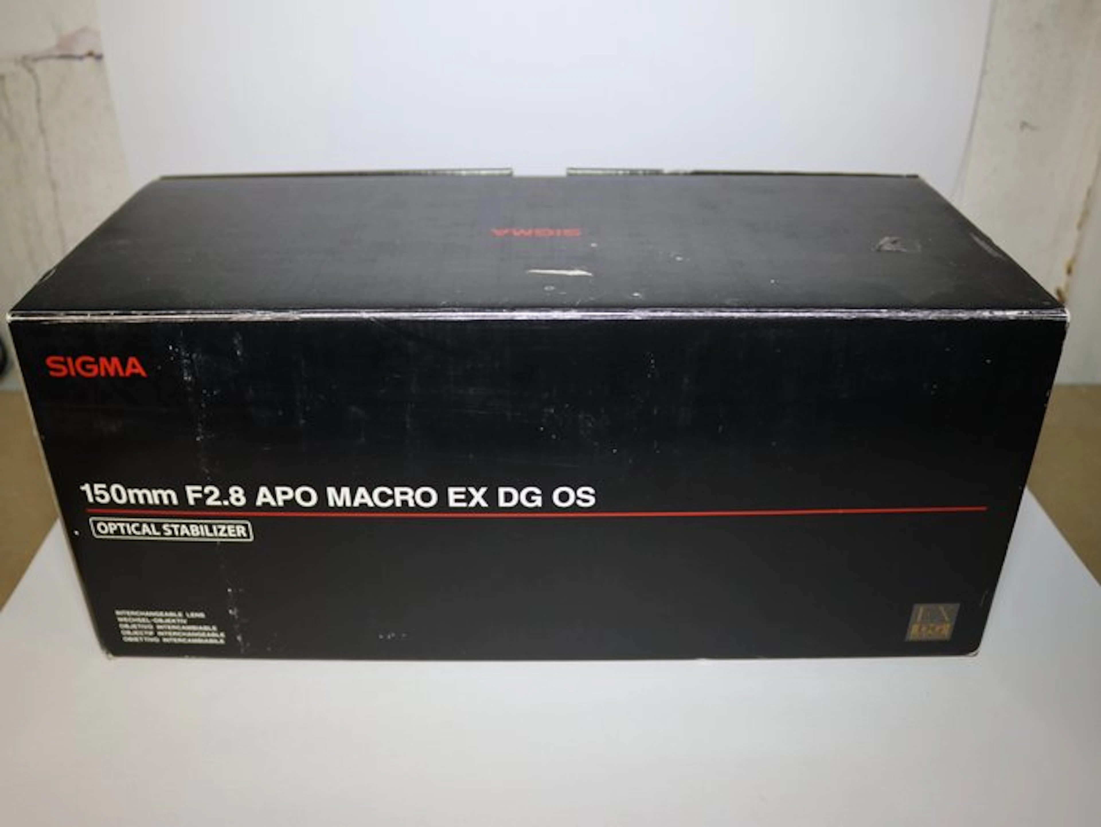 Sigma 150mm f/2.8 EX DG OS HSM Macro Camera lens