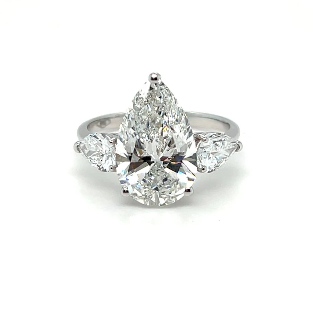Ring - 14 kt. White gold - 5.00ct. tw. Diamond (Lab-grown) - Diamond