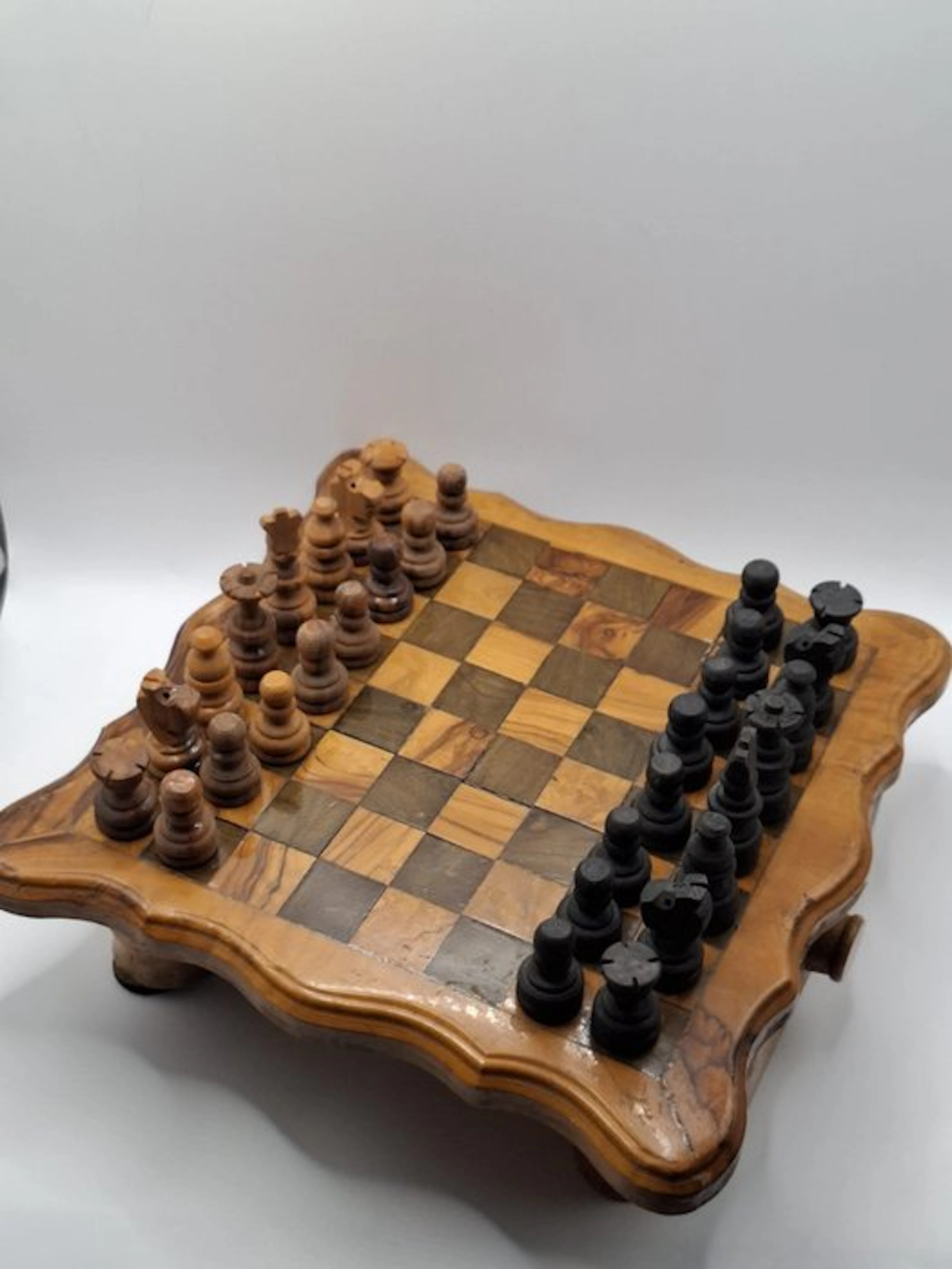 Chess set - Olive wood