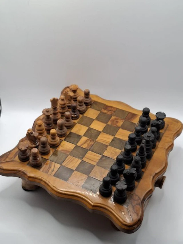 Chess set - Olive wood