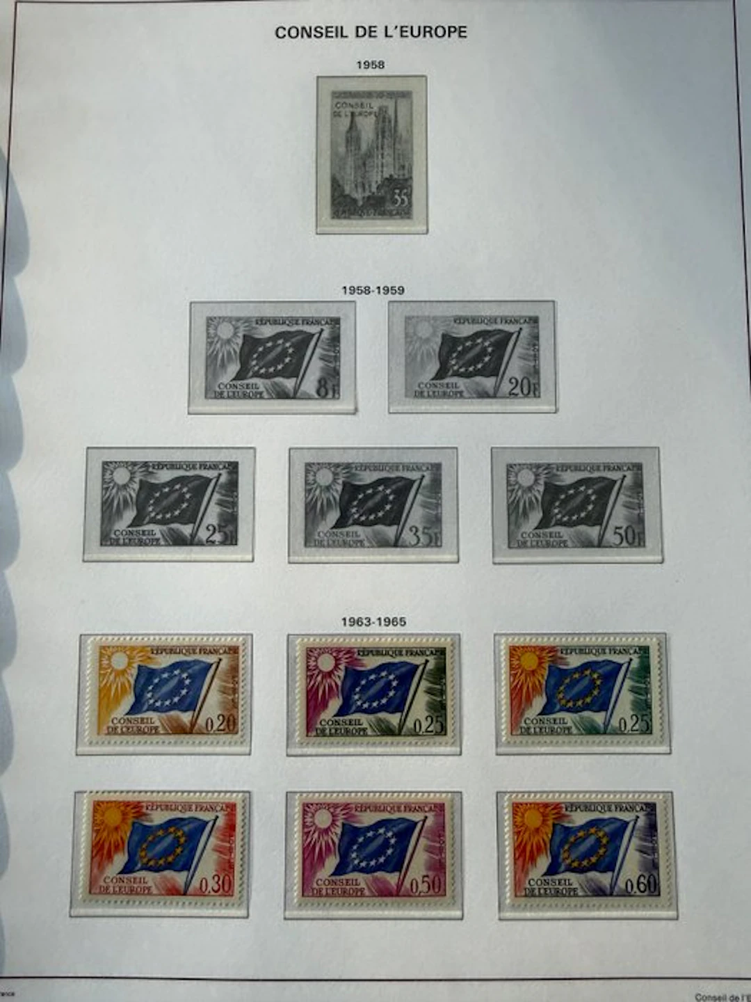 France - Collection "Service" Yvert 22/121 complete in mint condition **. TB.