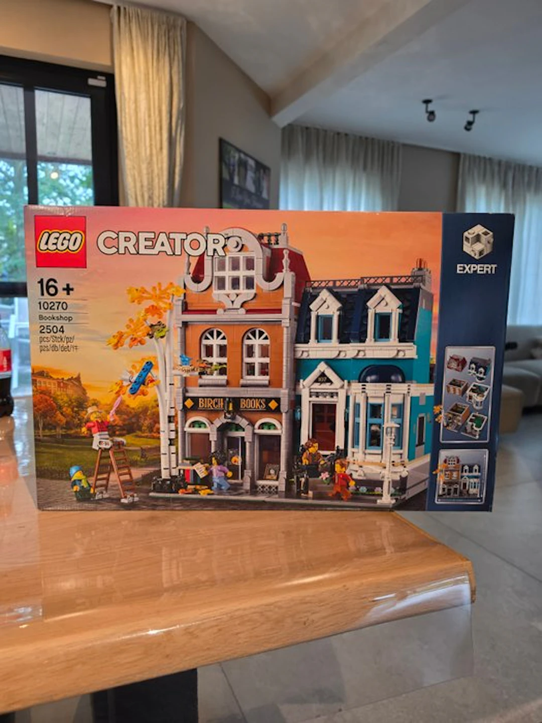 LEGO Set - 10270 - Creator - Bookshop