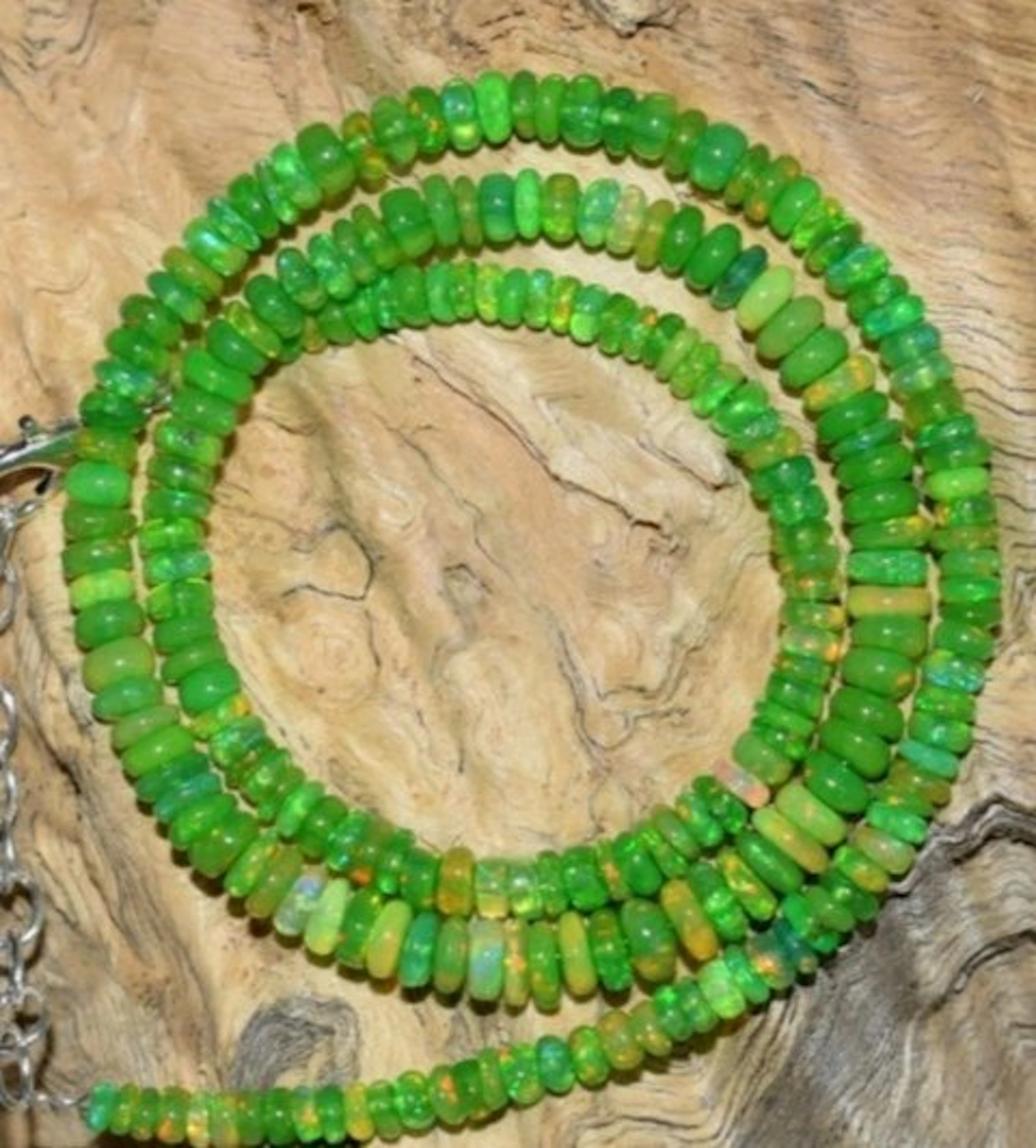 AAA Natural Opal Necklace – 37 Carats- 9 g - (1)