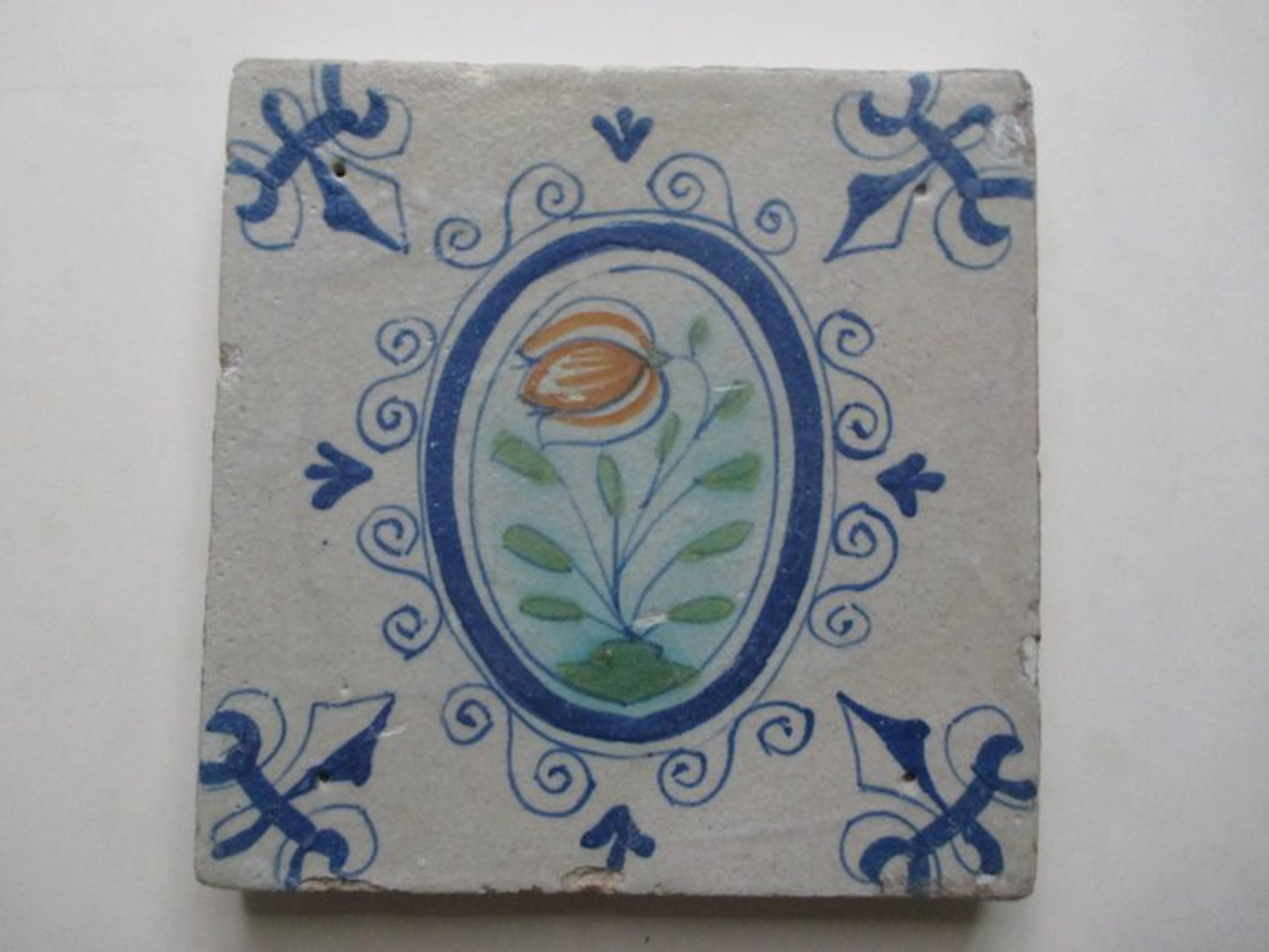 Antique Tile - Kievits flower - Antique - 1600-1650