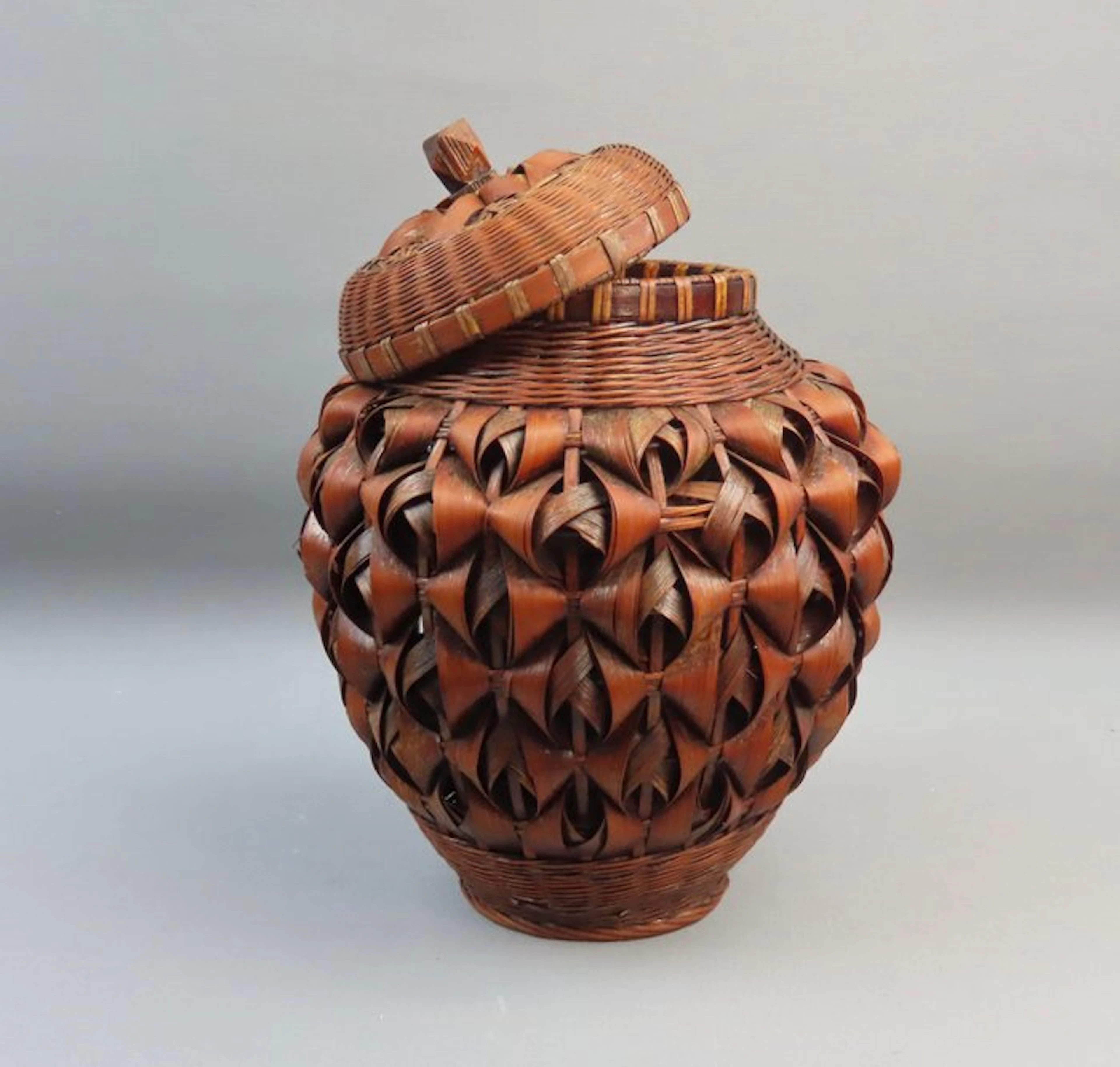 handgevlochten - Basket - Bamboo - Antique Ikebana basket.