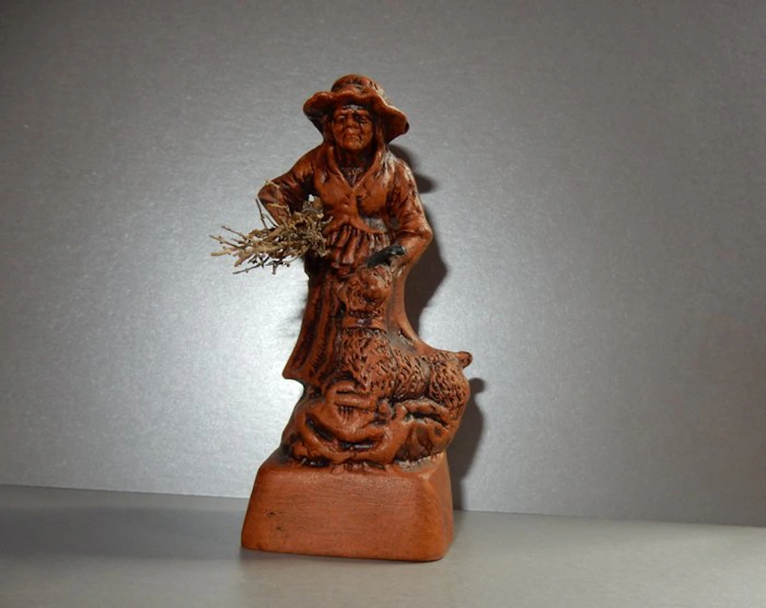 Statuette, Femme au mouton - 11 cm - Terracotta, Clay