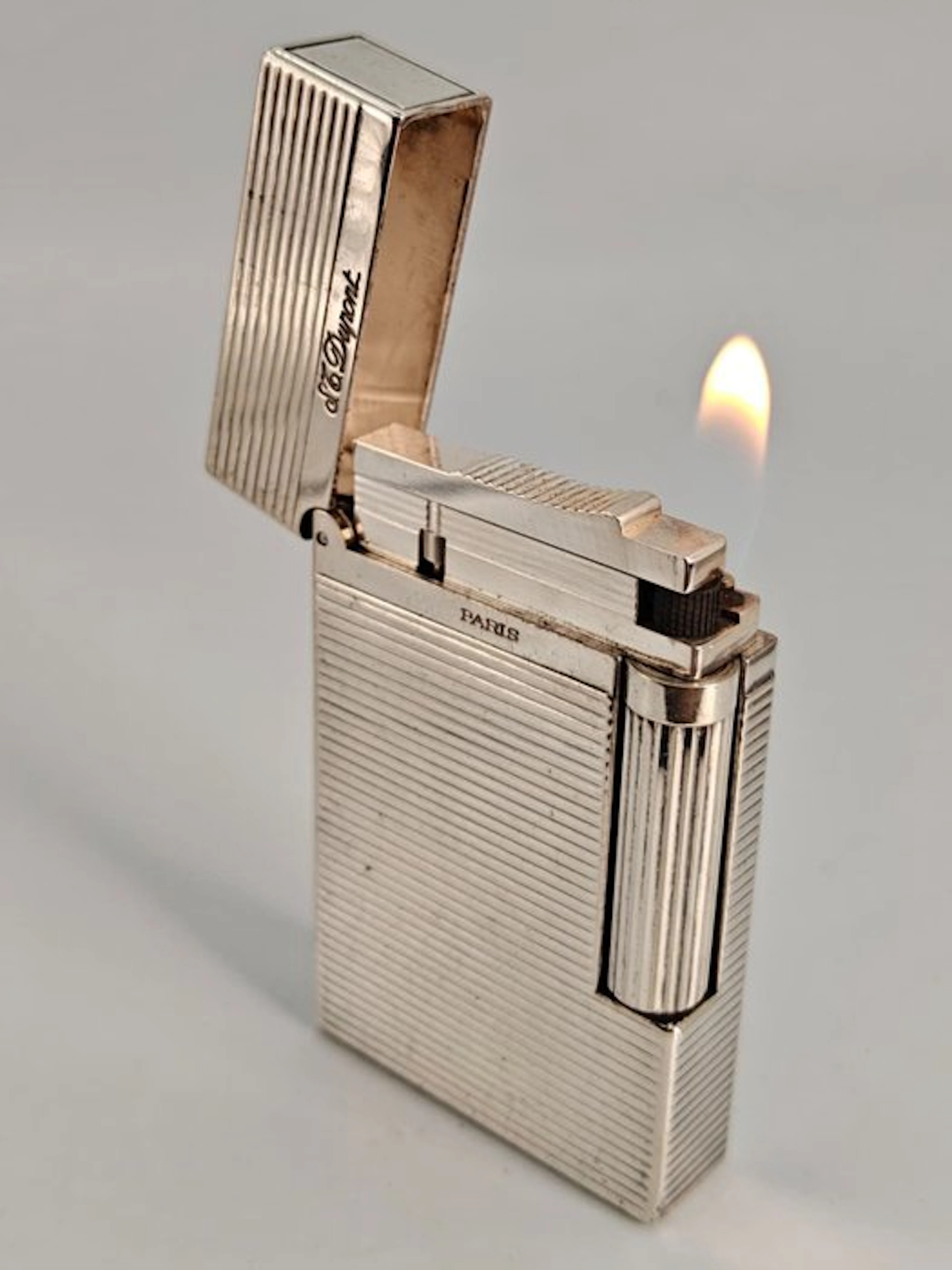 S.T. Dupont - Ligne 2 Large - Horizontal Lines - Lighter - Silver Plated