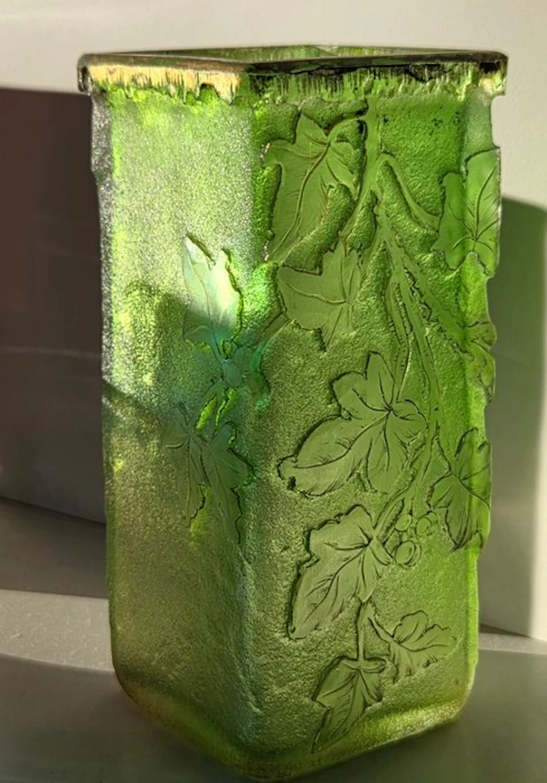 Daum Frères - Vase - Glass - Art Nouveau Vase with Ivy